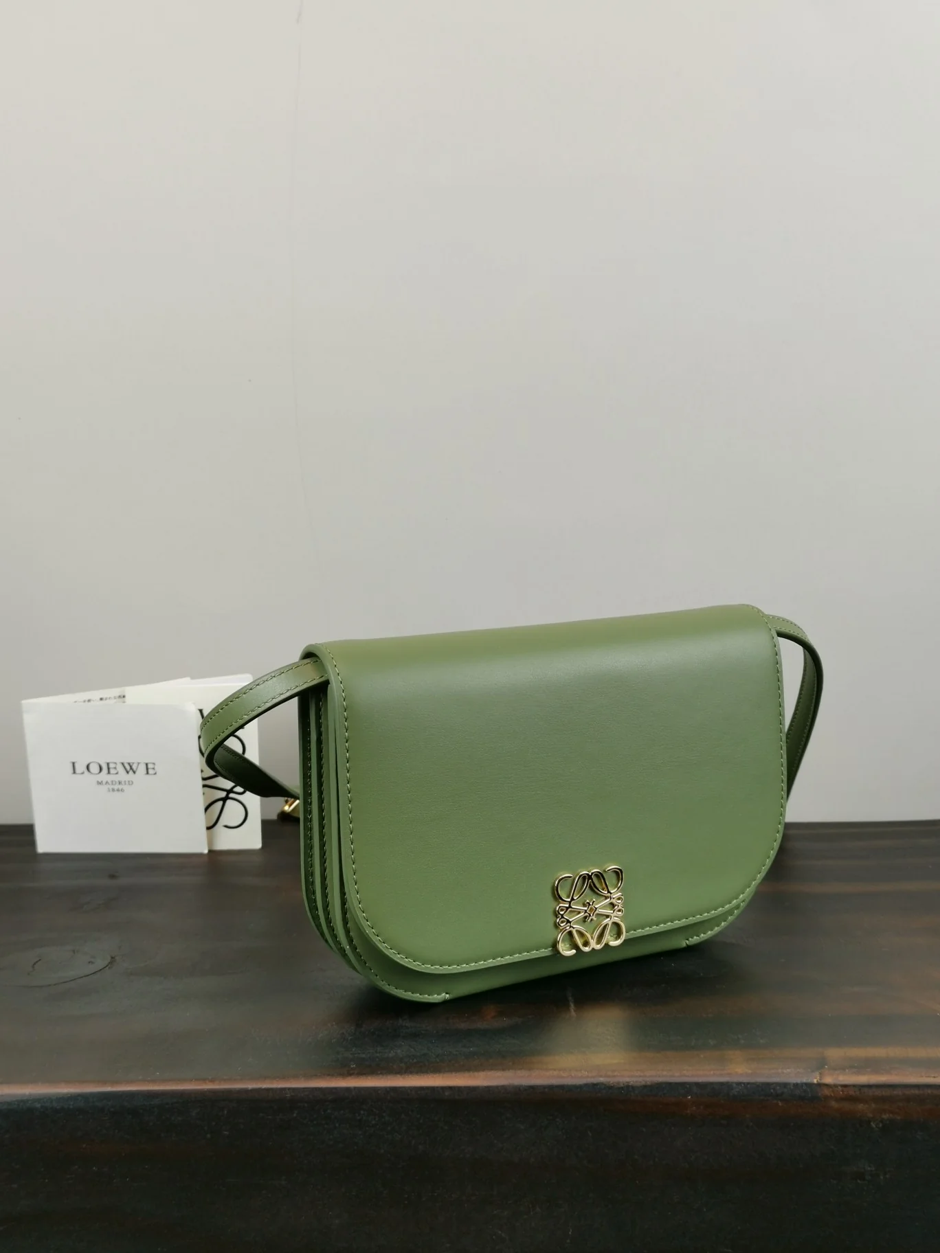 Loewe-goya-series-mini-3