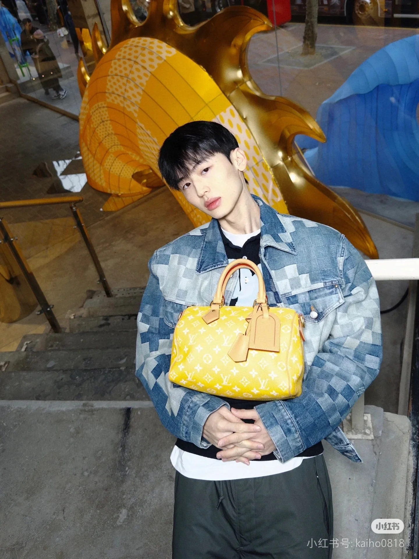 LV-m24426-speedy-p9-bandouliere-25 сумка-желтая