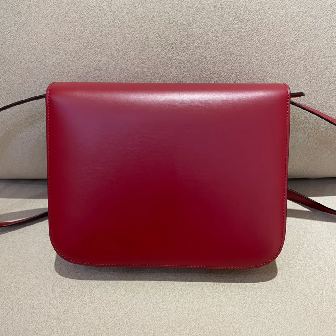 Сумка Celine Box Teen Fine в полоску, средний размер, красная.