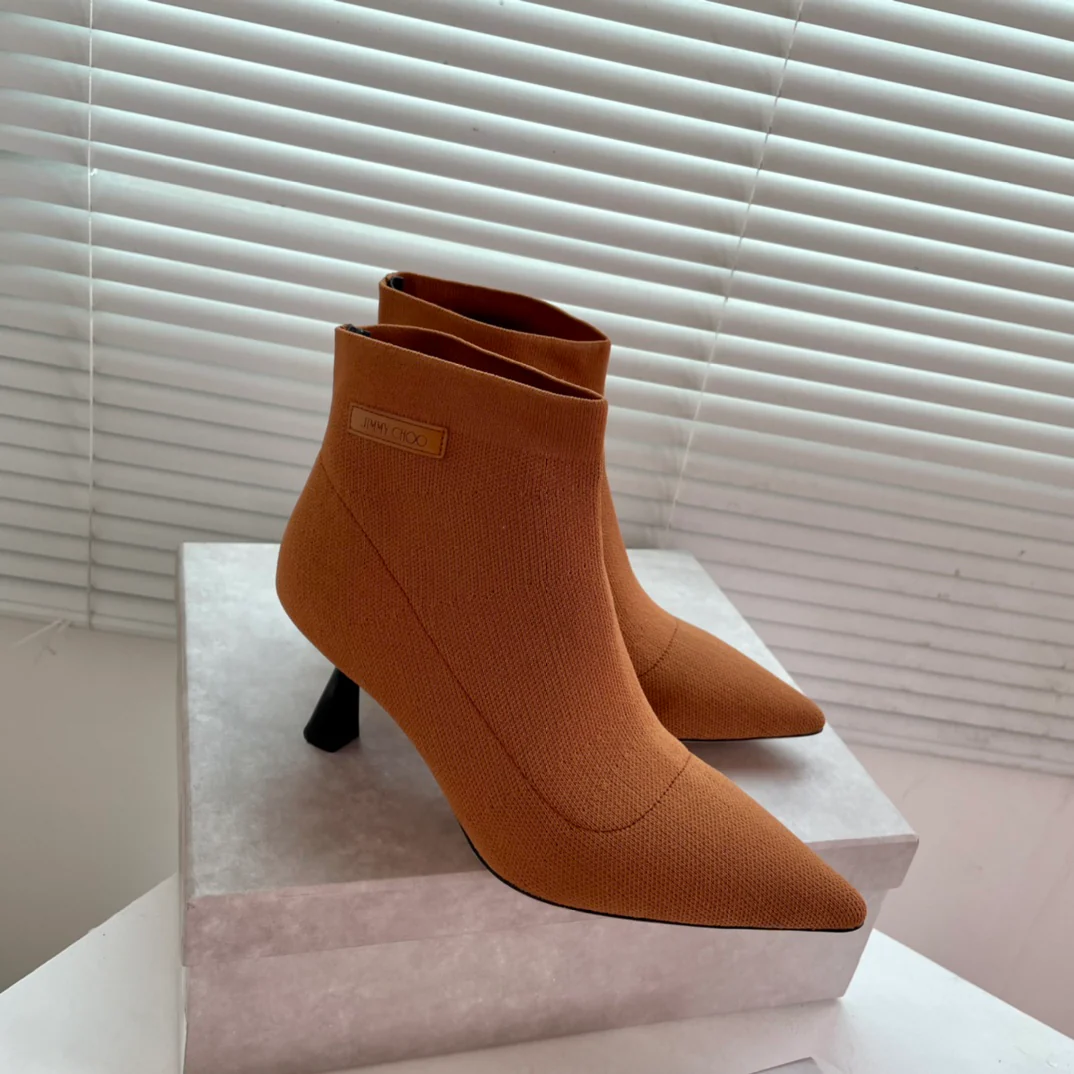 Ботильоны на низком каблуке Jimmy - 2 шт.