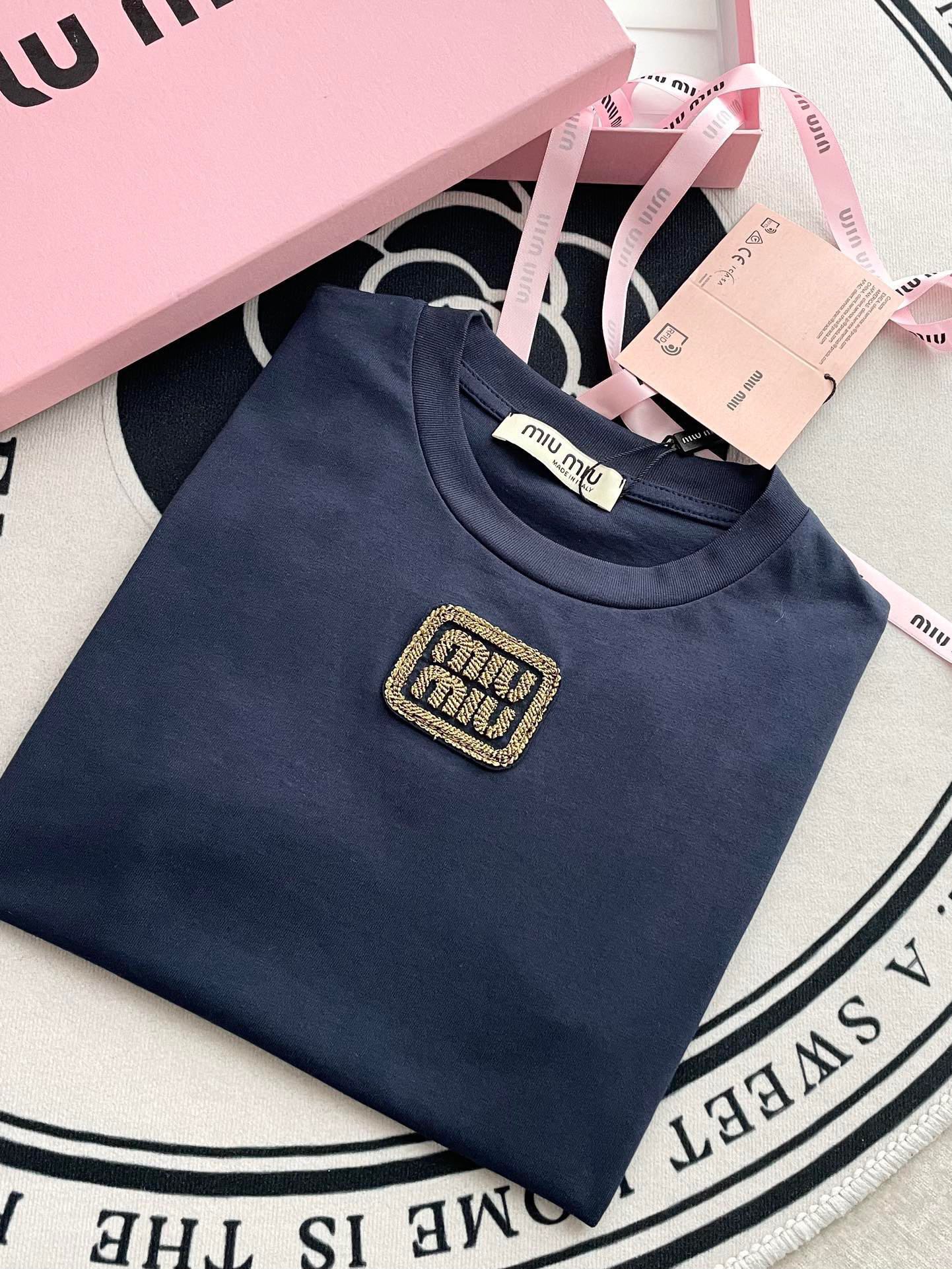 Футболка с коротким вышитым рукавом Miu Miu-2404