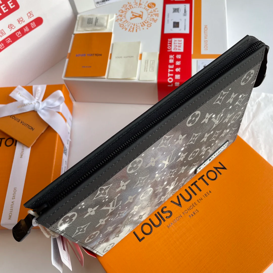 клатч lv-m44448