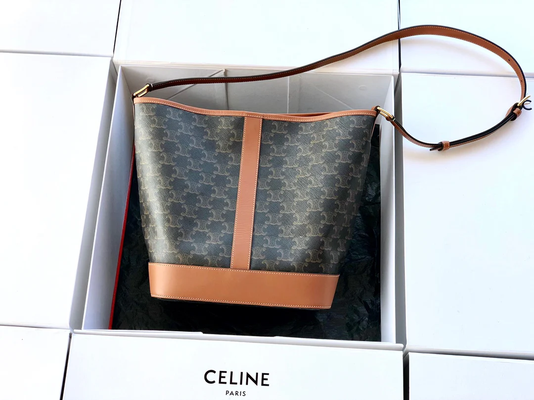 Сумка-ведро Celine-Triomphe среднего размера из холста