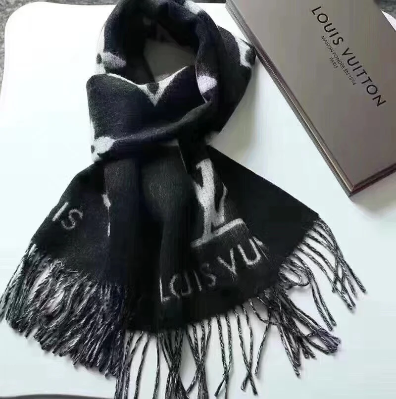 LV - Рейкьявик - Шарф цвета 