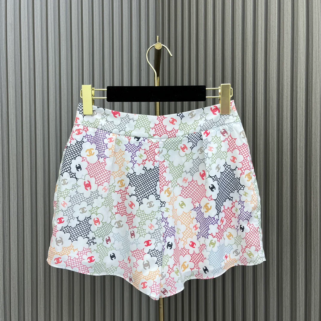 Chanel - 2403-24 Новые модные шорты с принтом