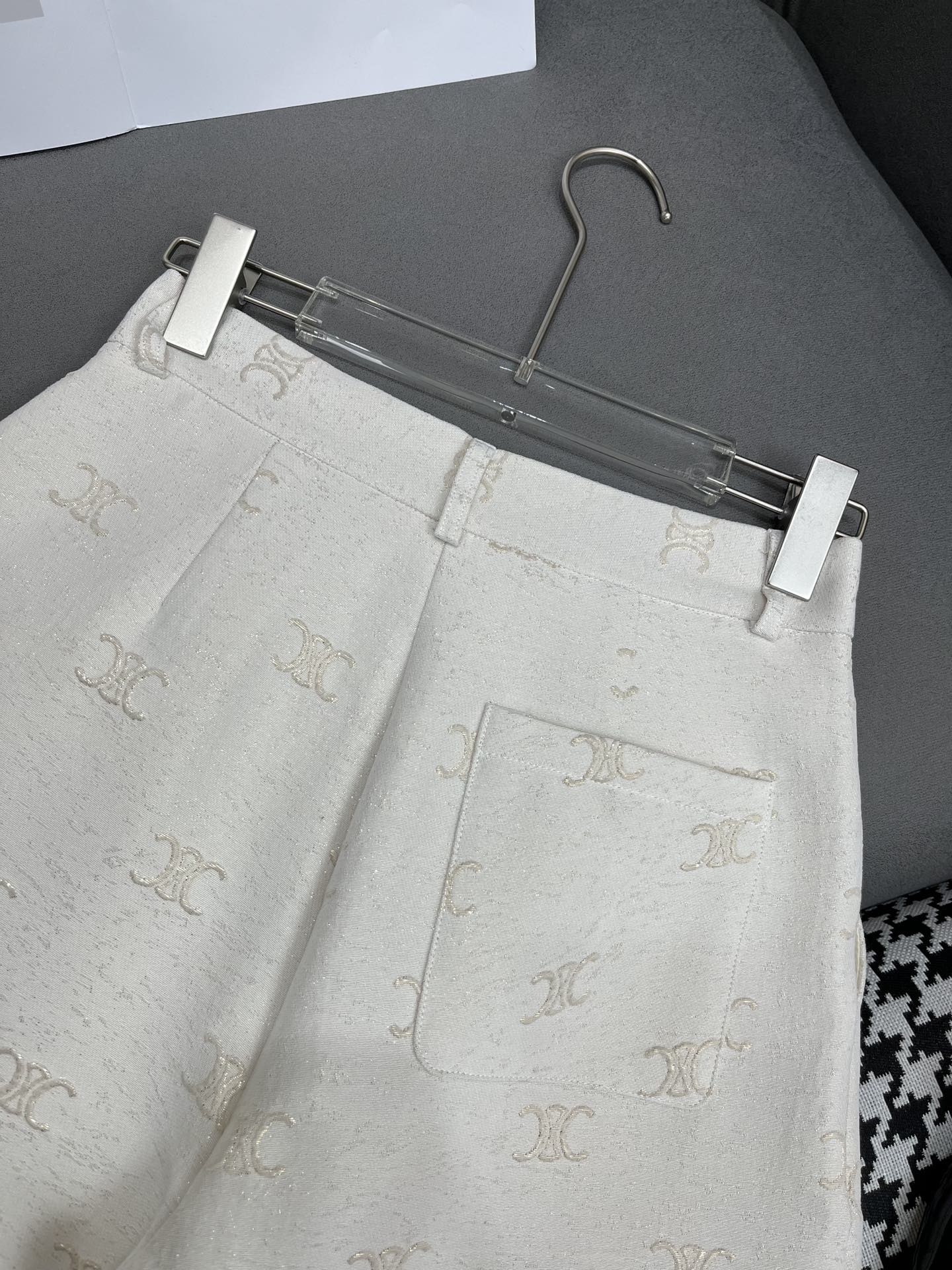 Новые шорты Celine 2403-24ss весна/лето