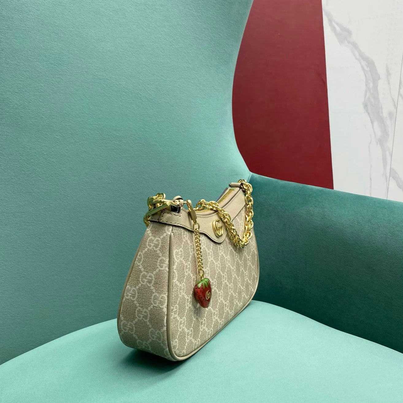 Сумка Gucci Ophidia Strawberry через плечо - Off White
