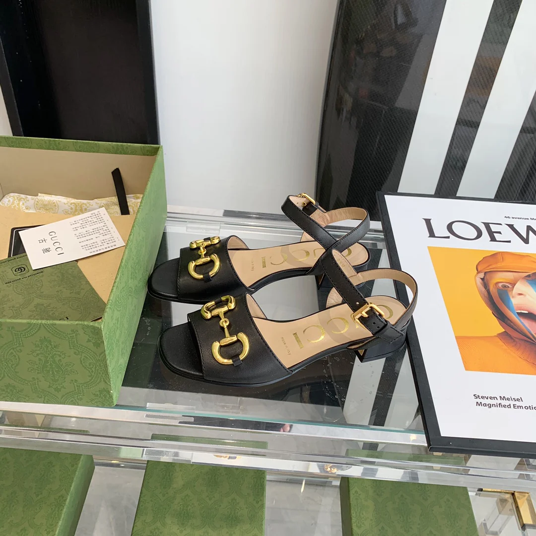 Босоножки Gucci на низком каблуке - 2