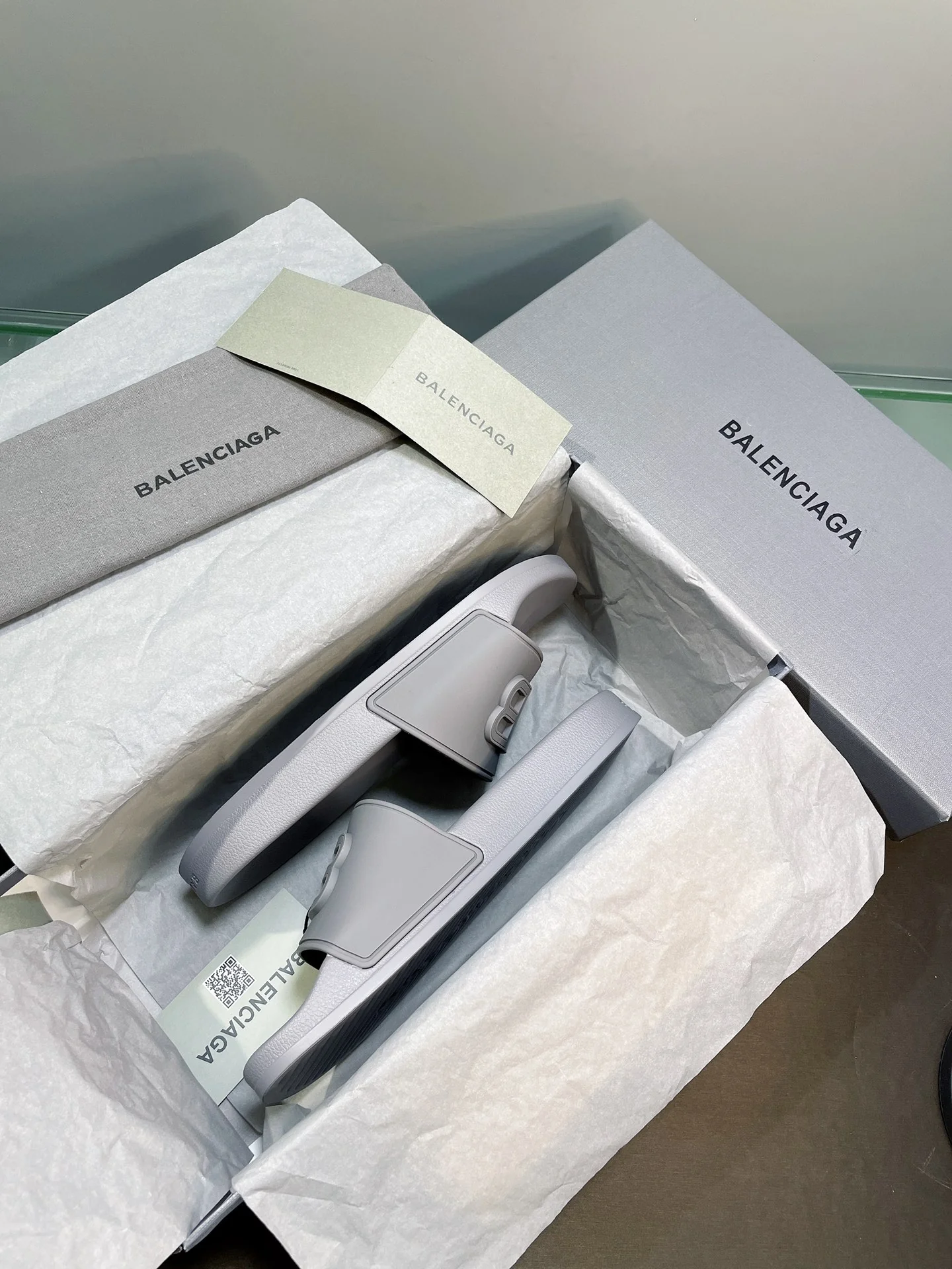 Balenciaga - Новая модель 2022 года - Тапочки с эффектом памяти и улучшенной упругостью - 9