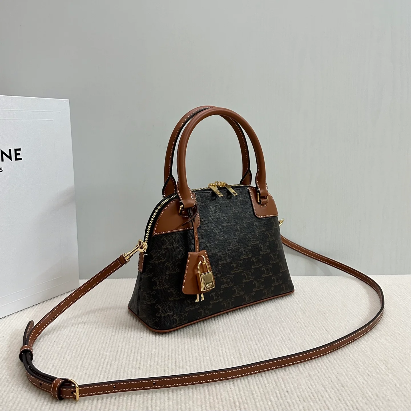 Сумка Celine из ракушки - Цветочный узор - Коричневая