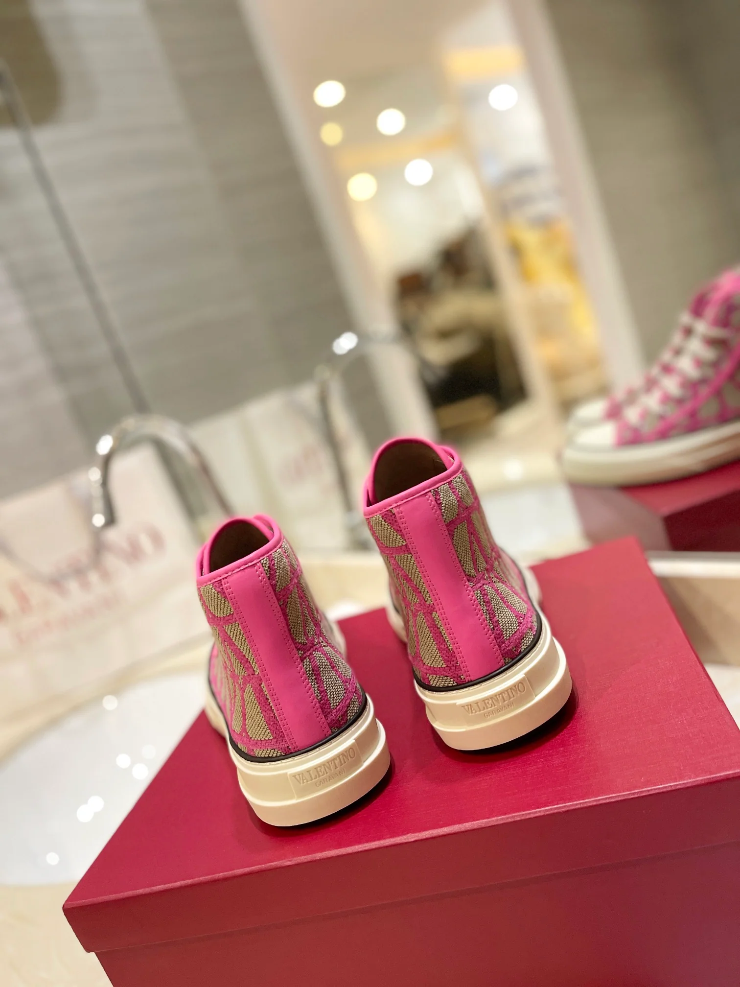 Повседневные парусиновые туфли Valentino средней высоты, унисекс, розовые.