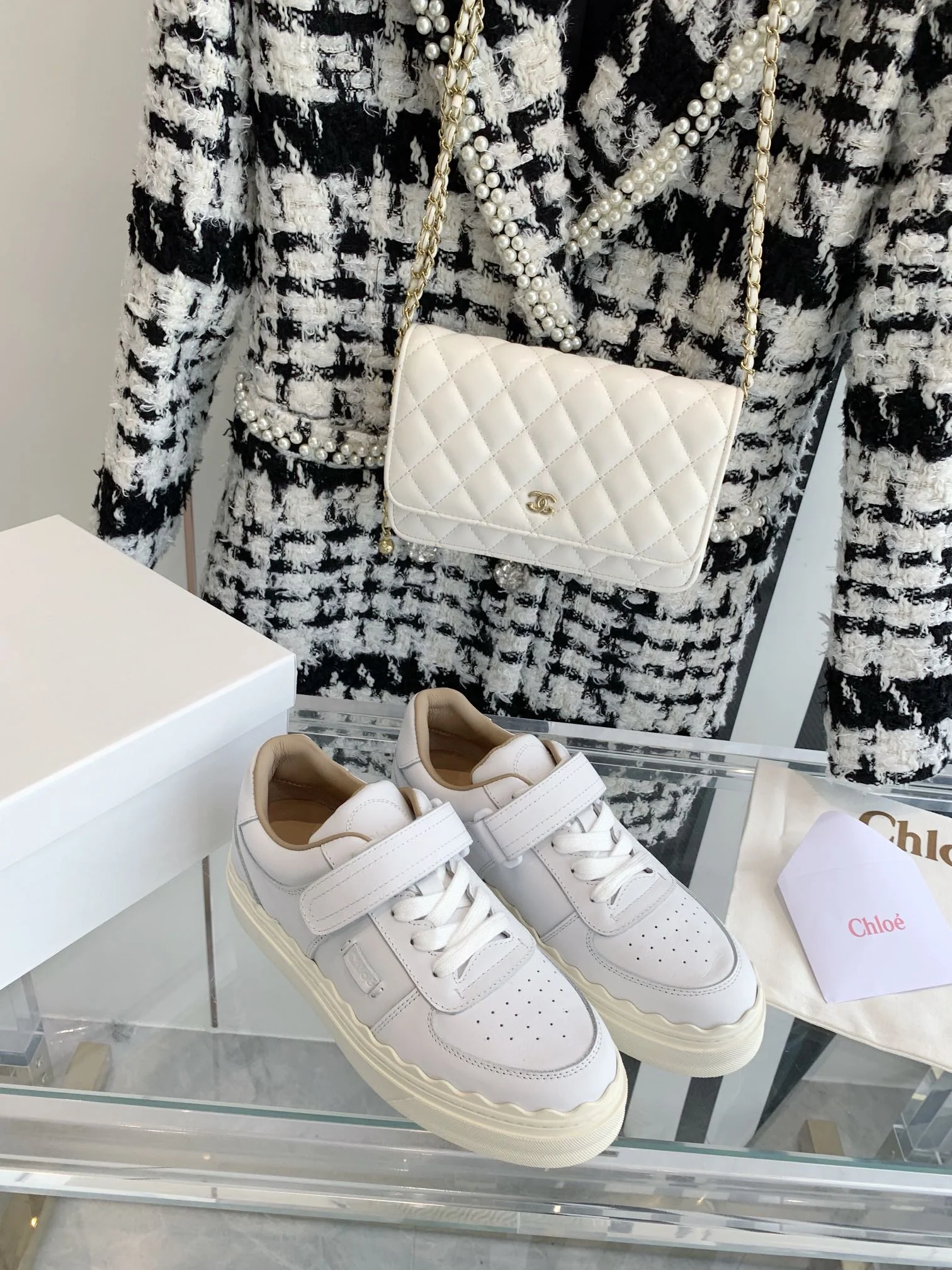 Chloe - Белые кожаные кроссовки на платформе