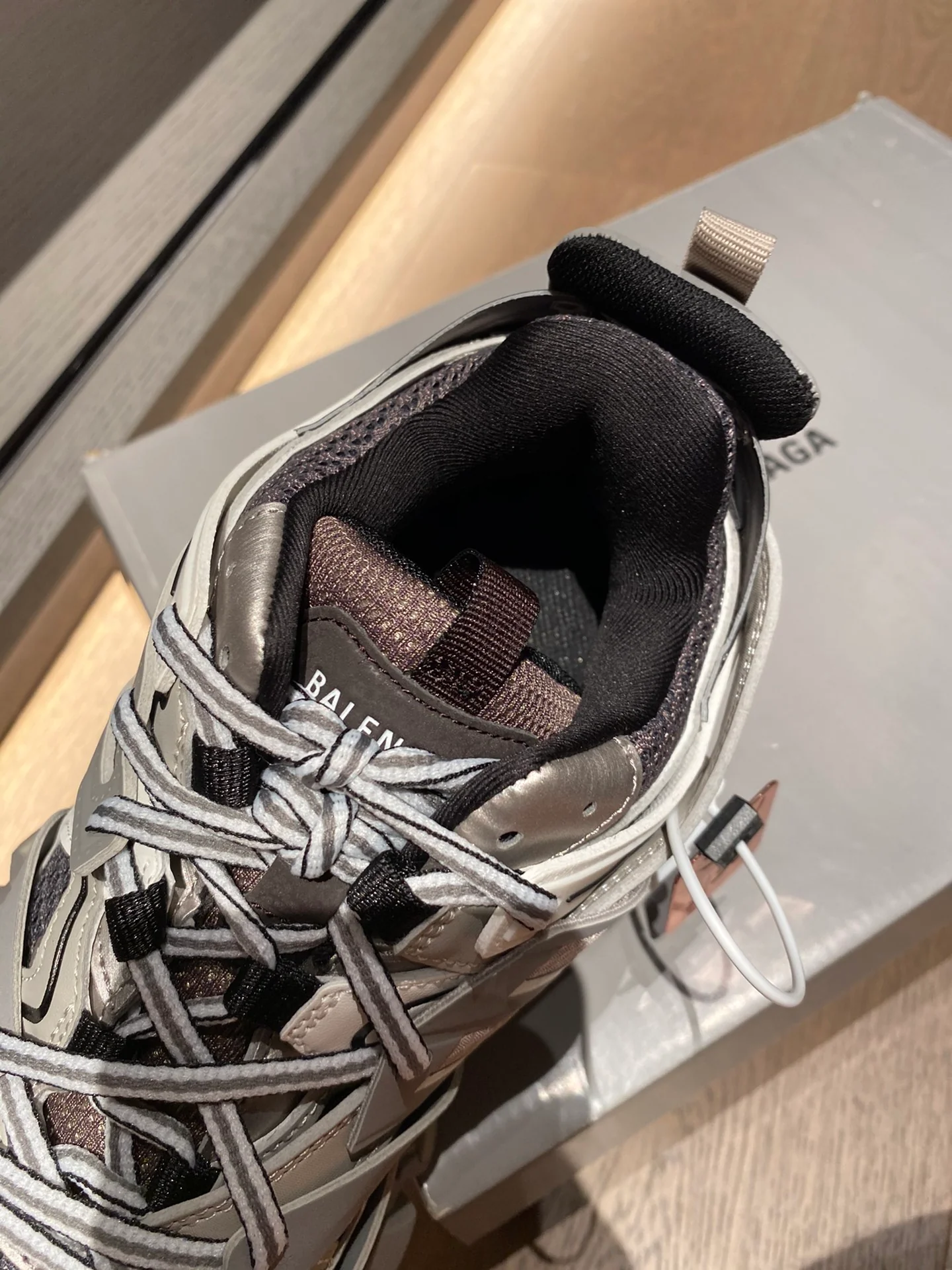 Balenciaga - Dad Shoes - 3