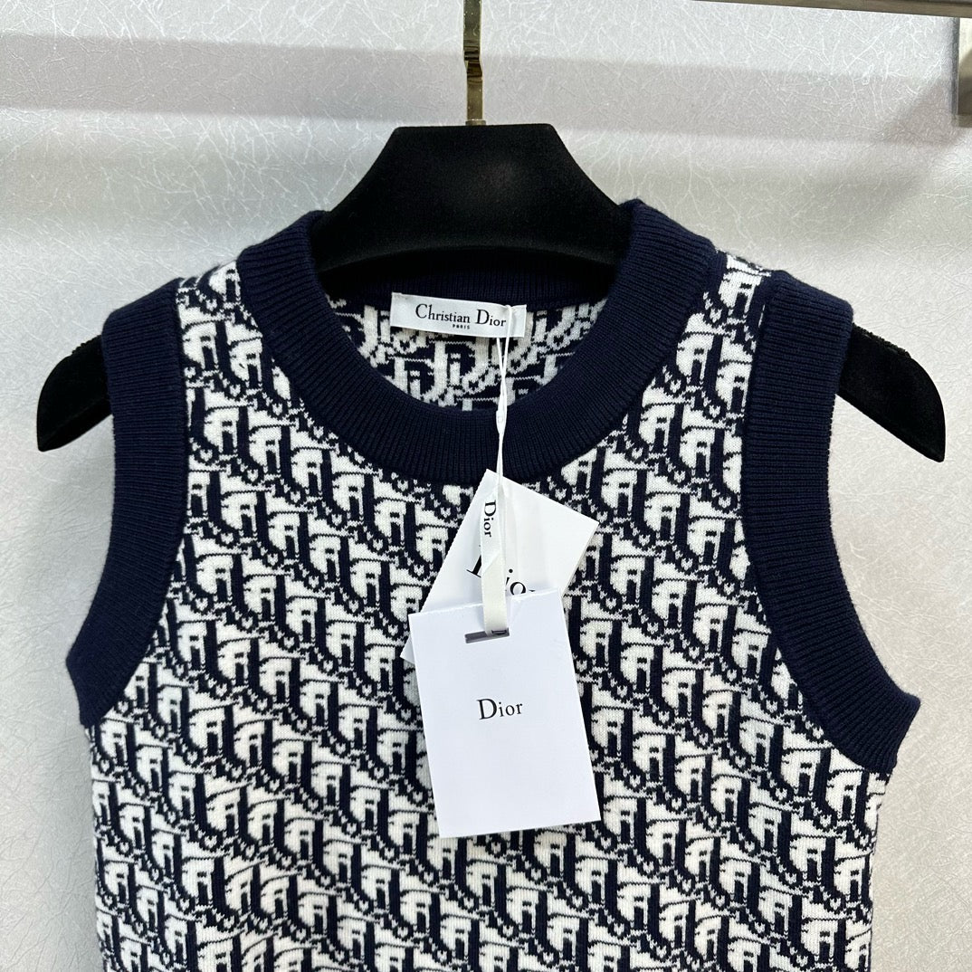 Жилет Dior Classic Monogram Premium из коллекции весна/лето 2024.