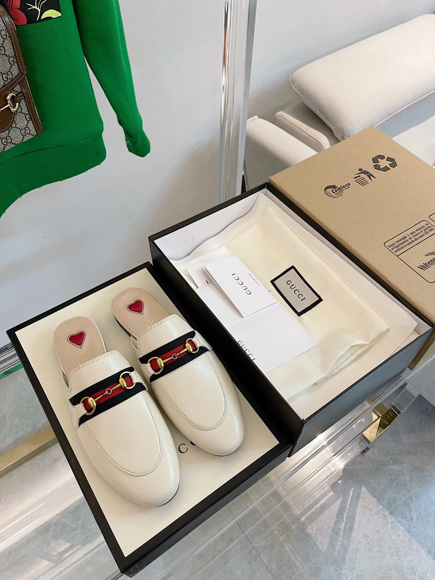 Тапочки/мюли Gucci в форме сердца