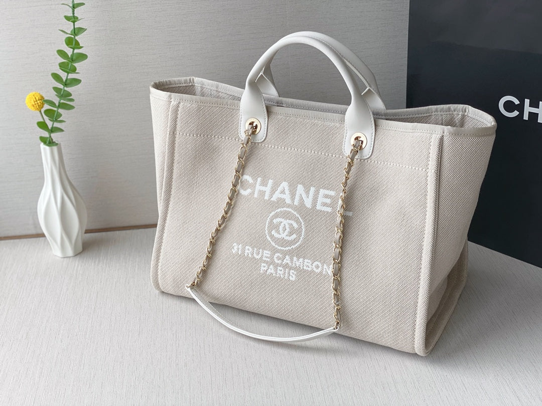 Коллекция Chanel Весна/Лето 2022 - Пляжная сумка - Белая - Большая