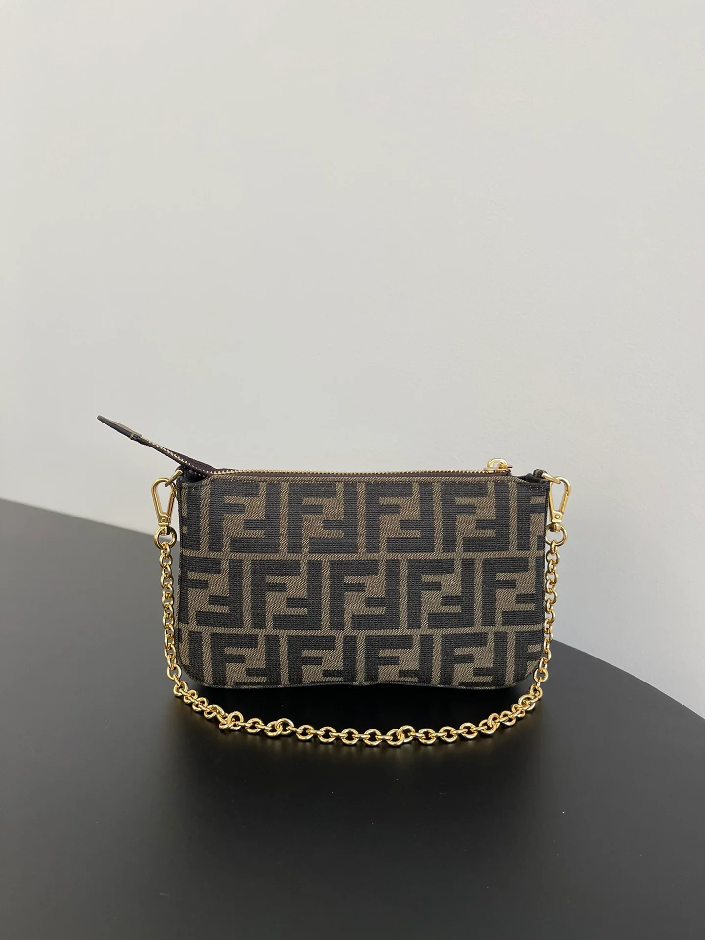Сумка для маджонга Fendi Classic Monogram
