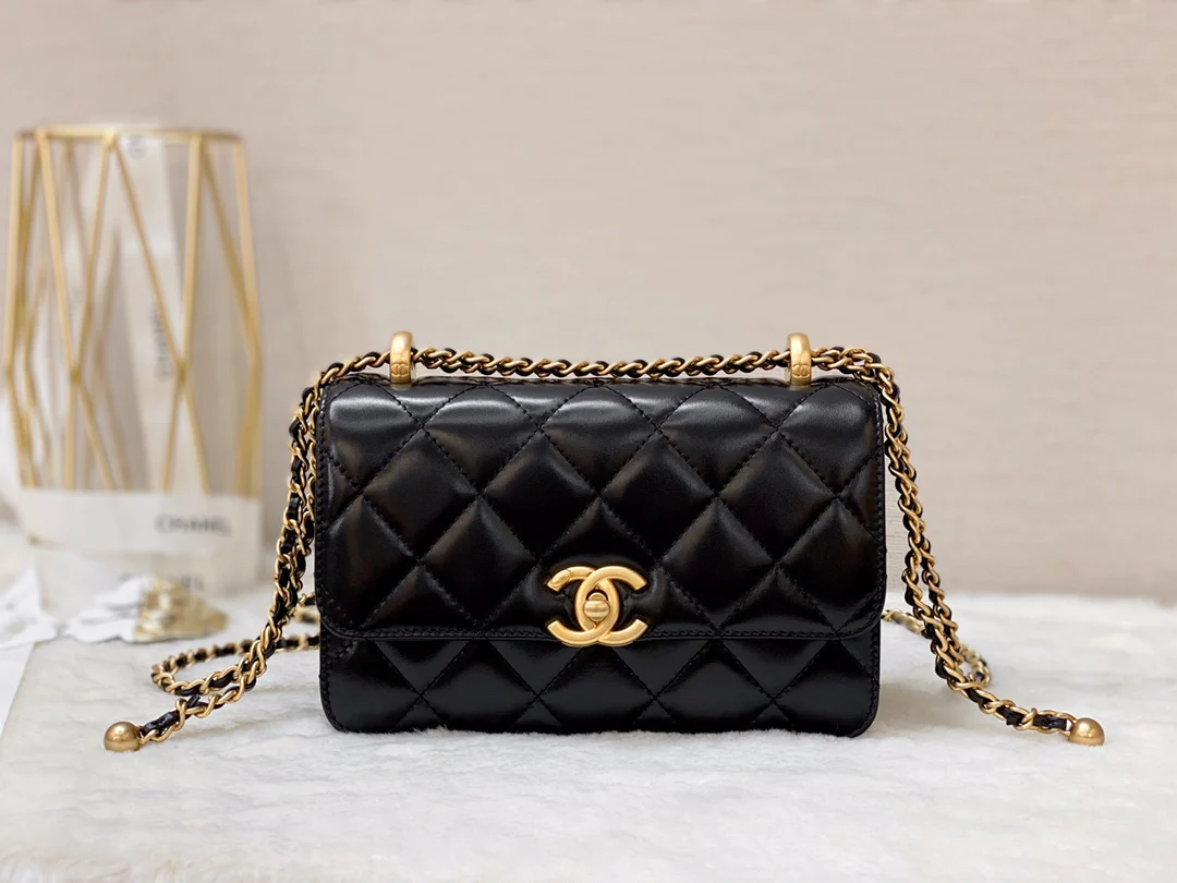 Chanel Double Gold Ball CF - Черная овечья кожа с золотой пряжкой