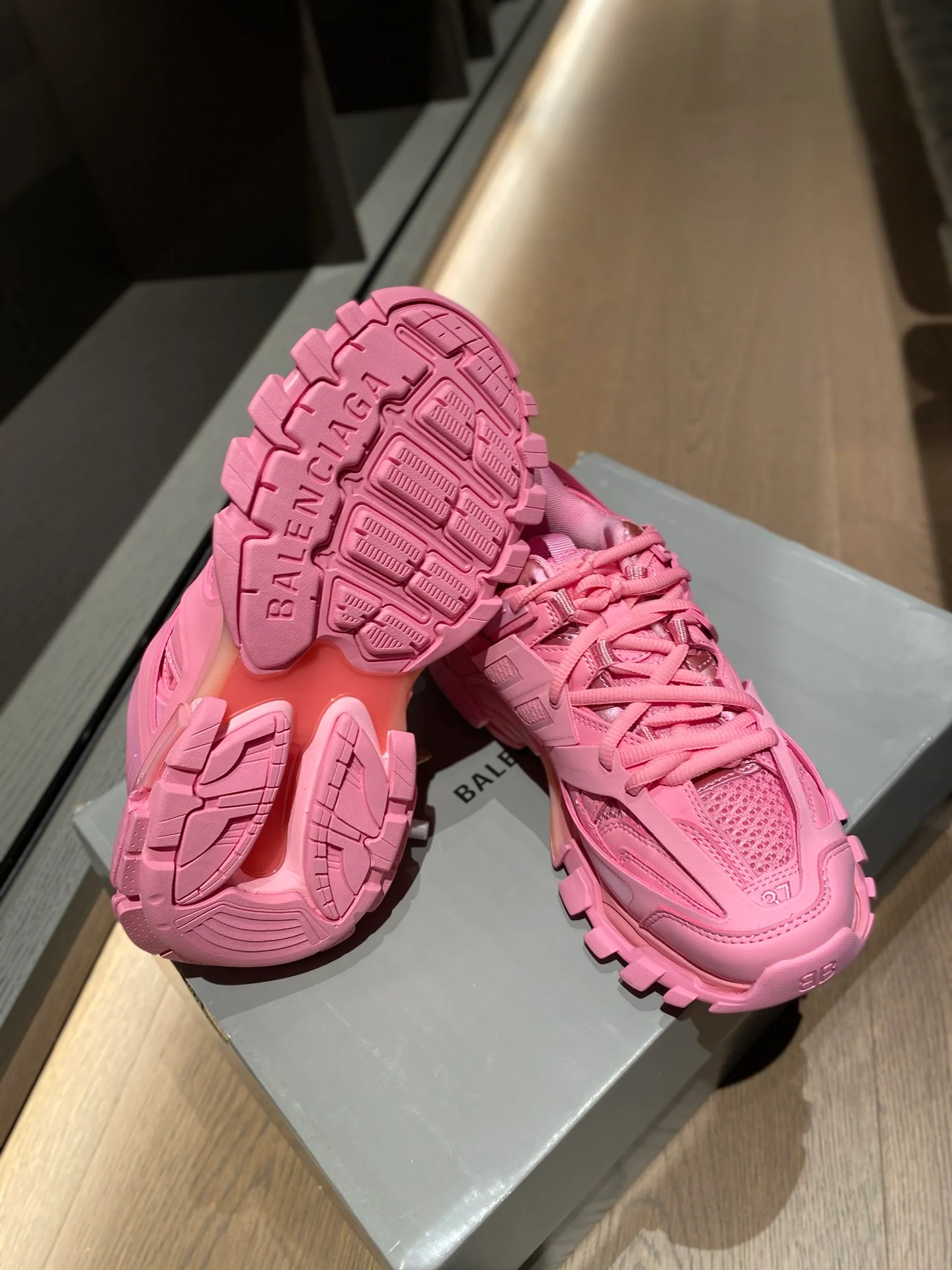 Balenciaga - Dad Shoes - 14