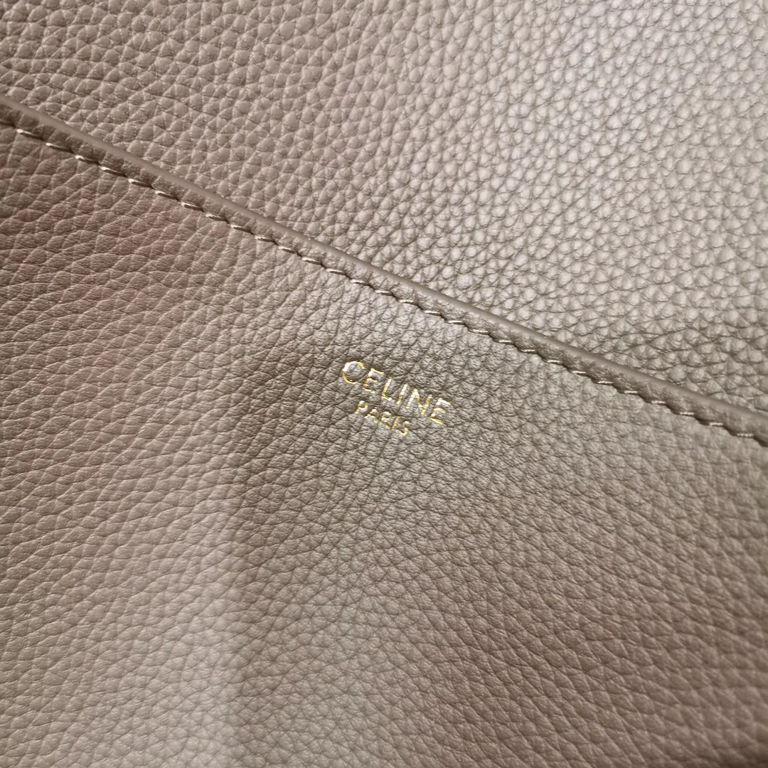 Celine-suau-sangle-large-grey