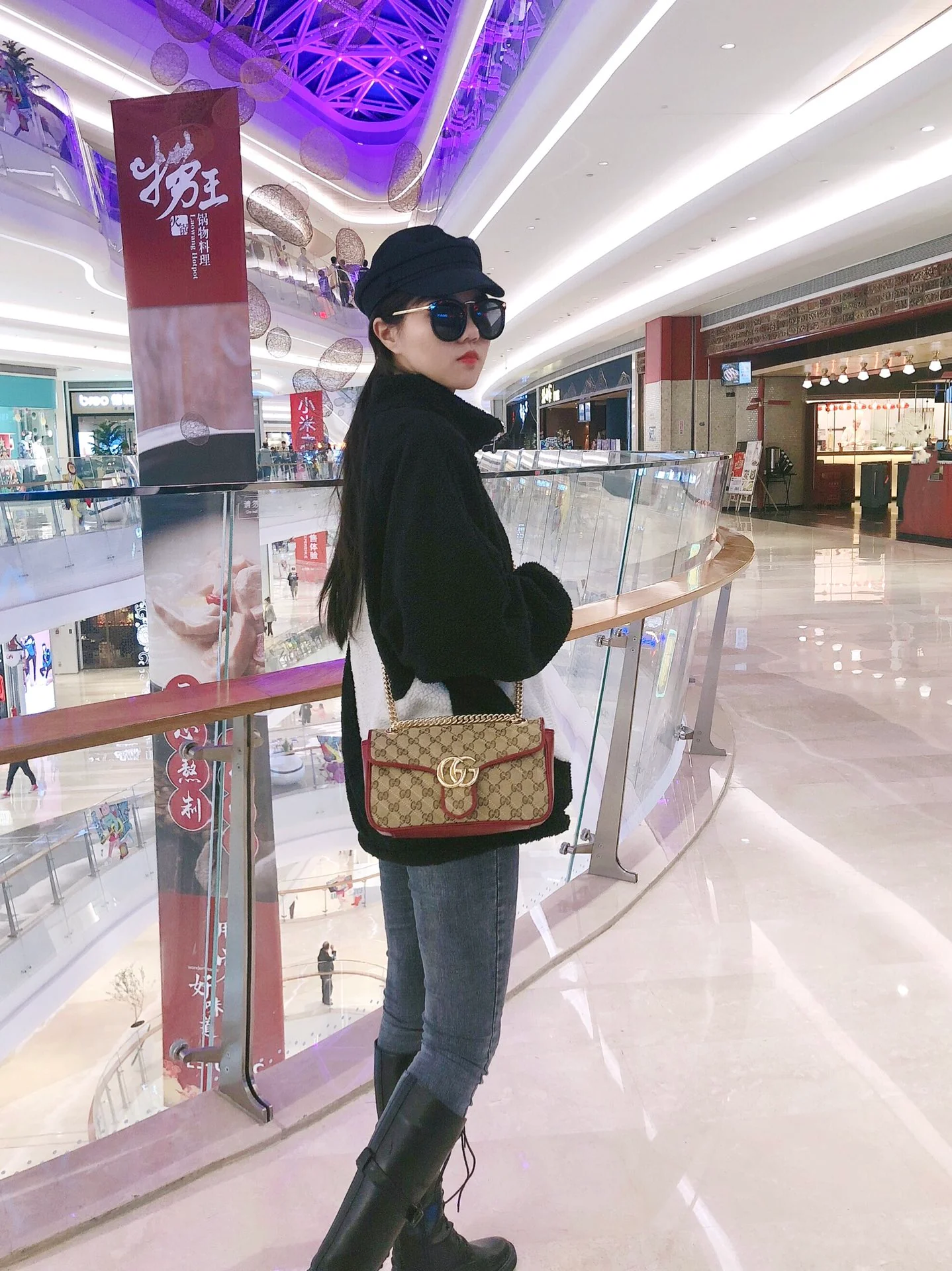 Сумка Gucci Marmont Medium 26 см, канвас, монограмма 1