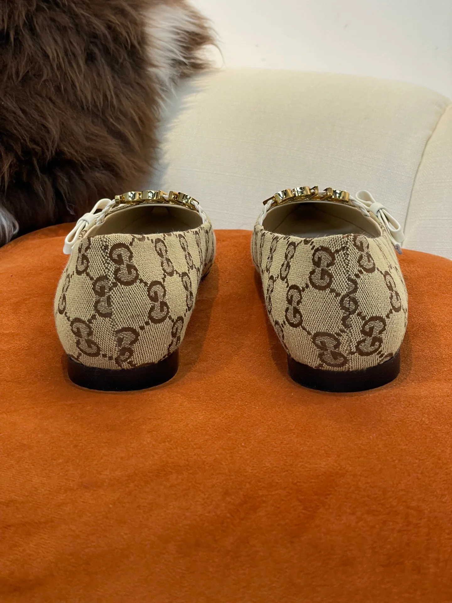 Балетки Gucci с острым носком - 1