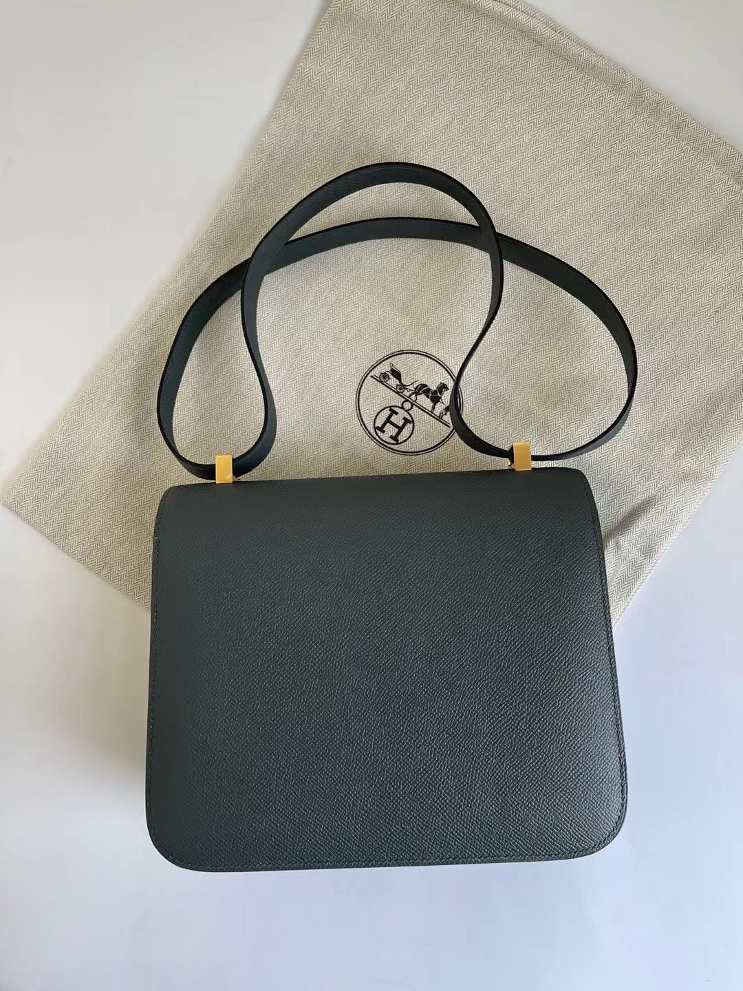 Hermes Constance 24 Hurricane Blue Y7 Золотая пряжка