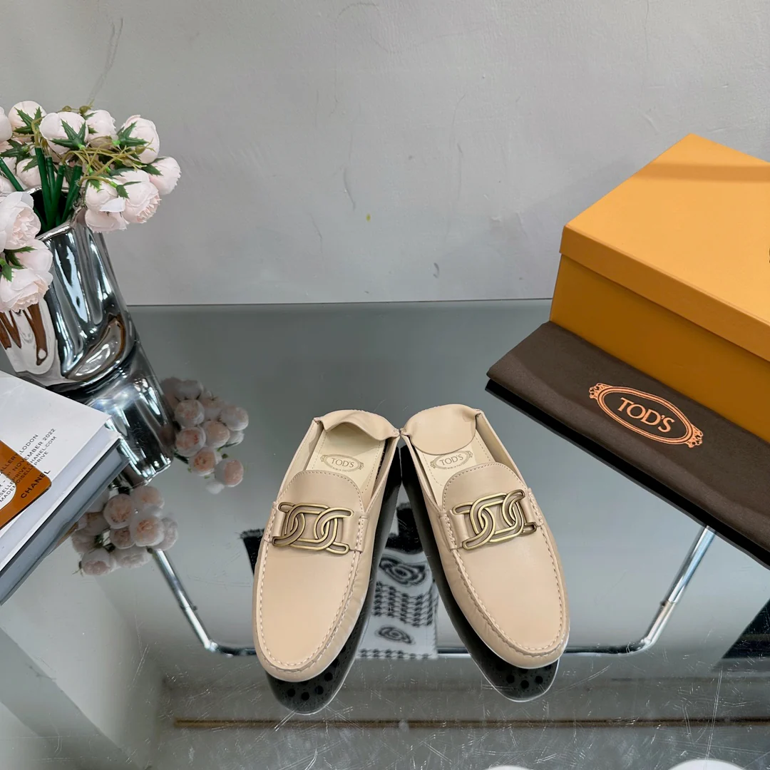 Tods - Лоферы - Металлические полутапочки абрикосового цвета