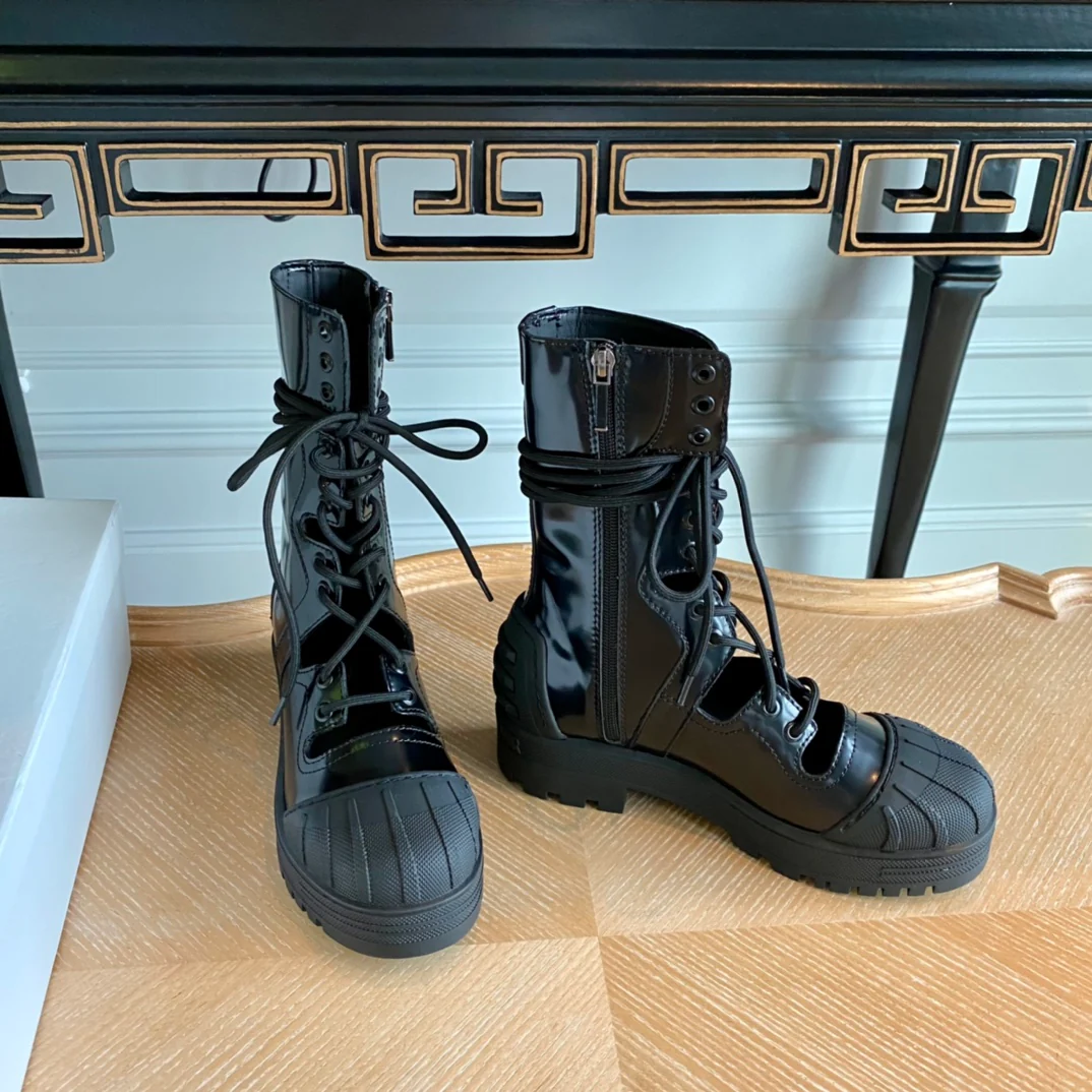 Dior - Ажурный боди - Топ до бедра - Кожаные сапоги - Черный