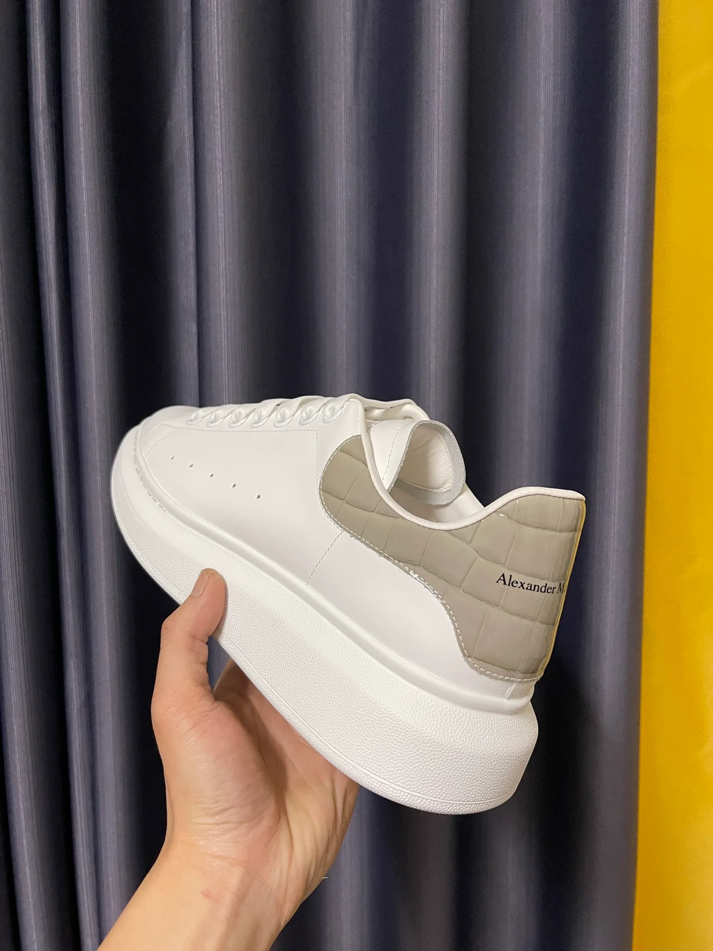 Классические белые кроссовки McQueen - унисекс - серая клетка - премиум-издание