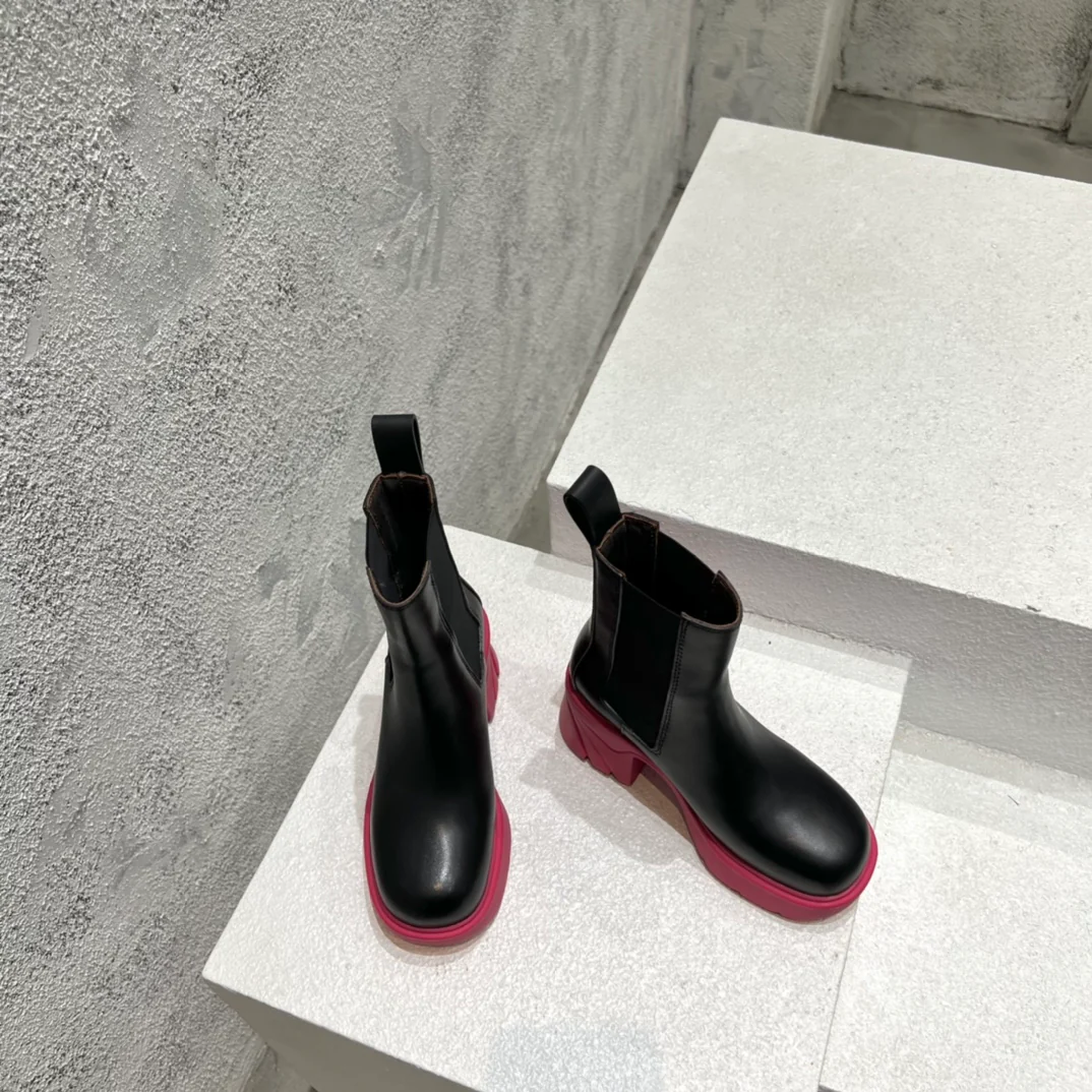 BV-22ss - Ботильоны на платформе до середины икры - Foundation