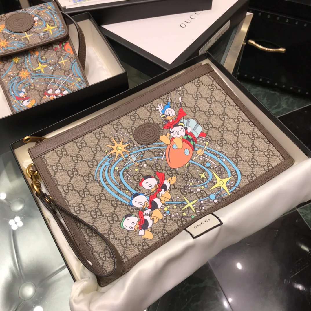 Клатч Gucci с Дональдом Даком