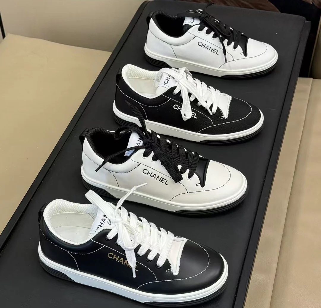 Изображение 1 коллекции скейтбордистской обуви Chanel 2024 года.