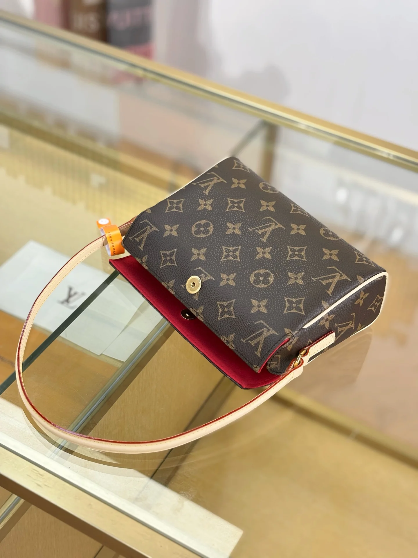 Винтажная маленькая сумочка-коробочка LV-m51900 - канва с монограммой.