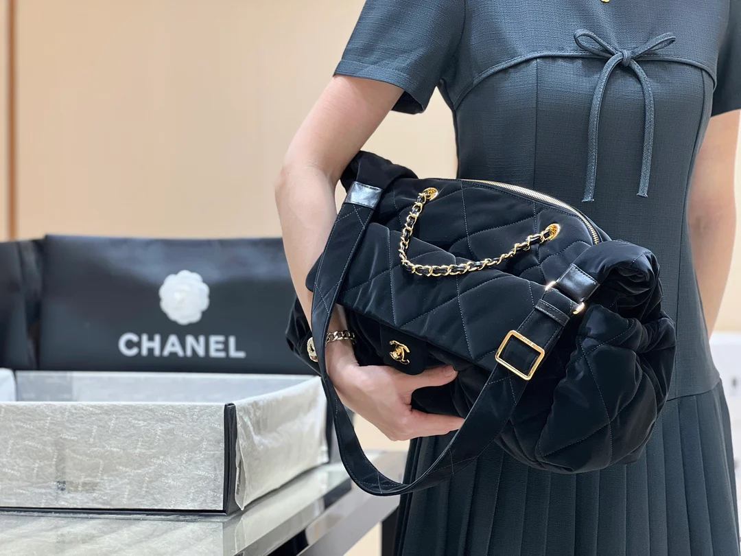 Большая лыжная сумка Chanel 24ncoconeige - черная