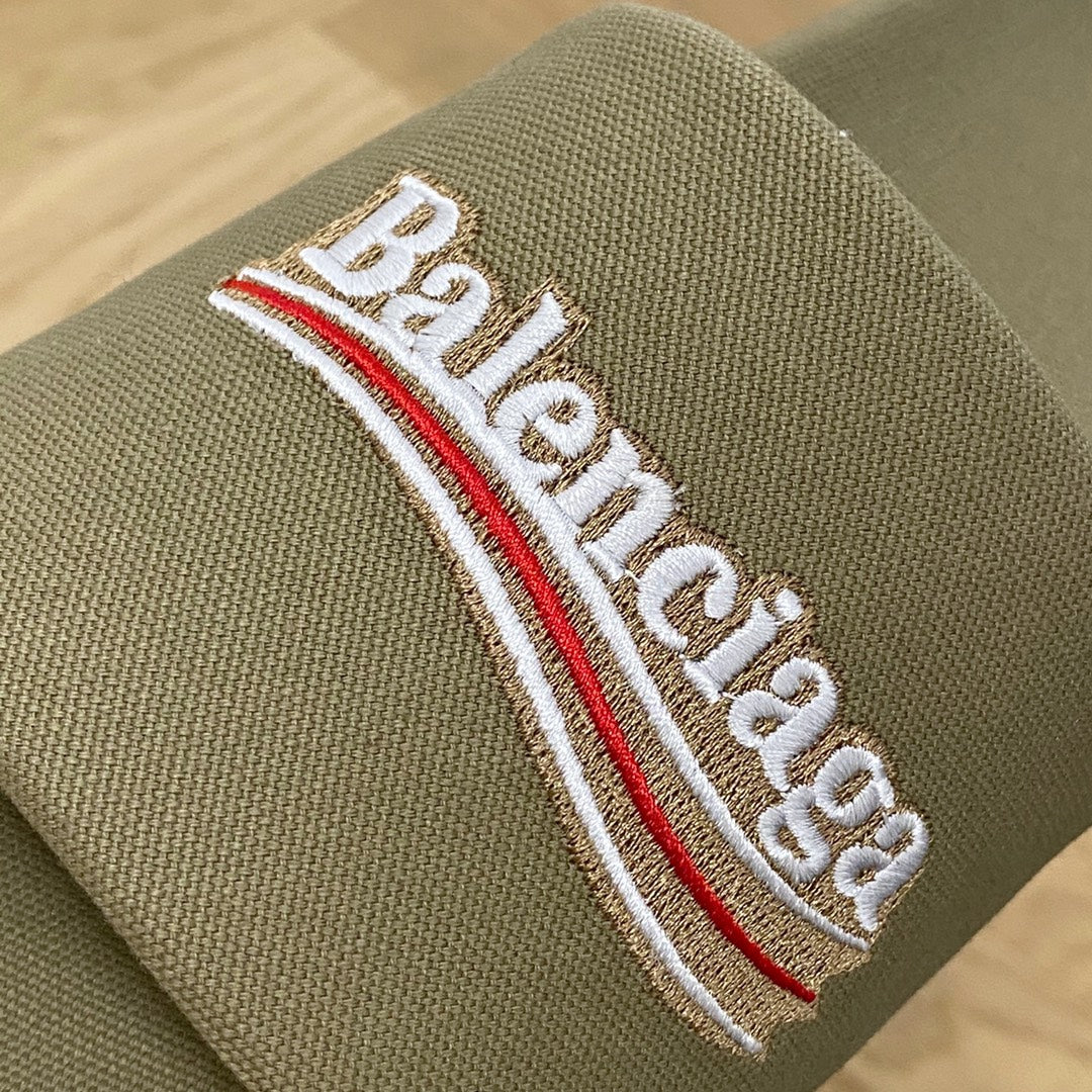 Balenciaga - Зеленые тапочки