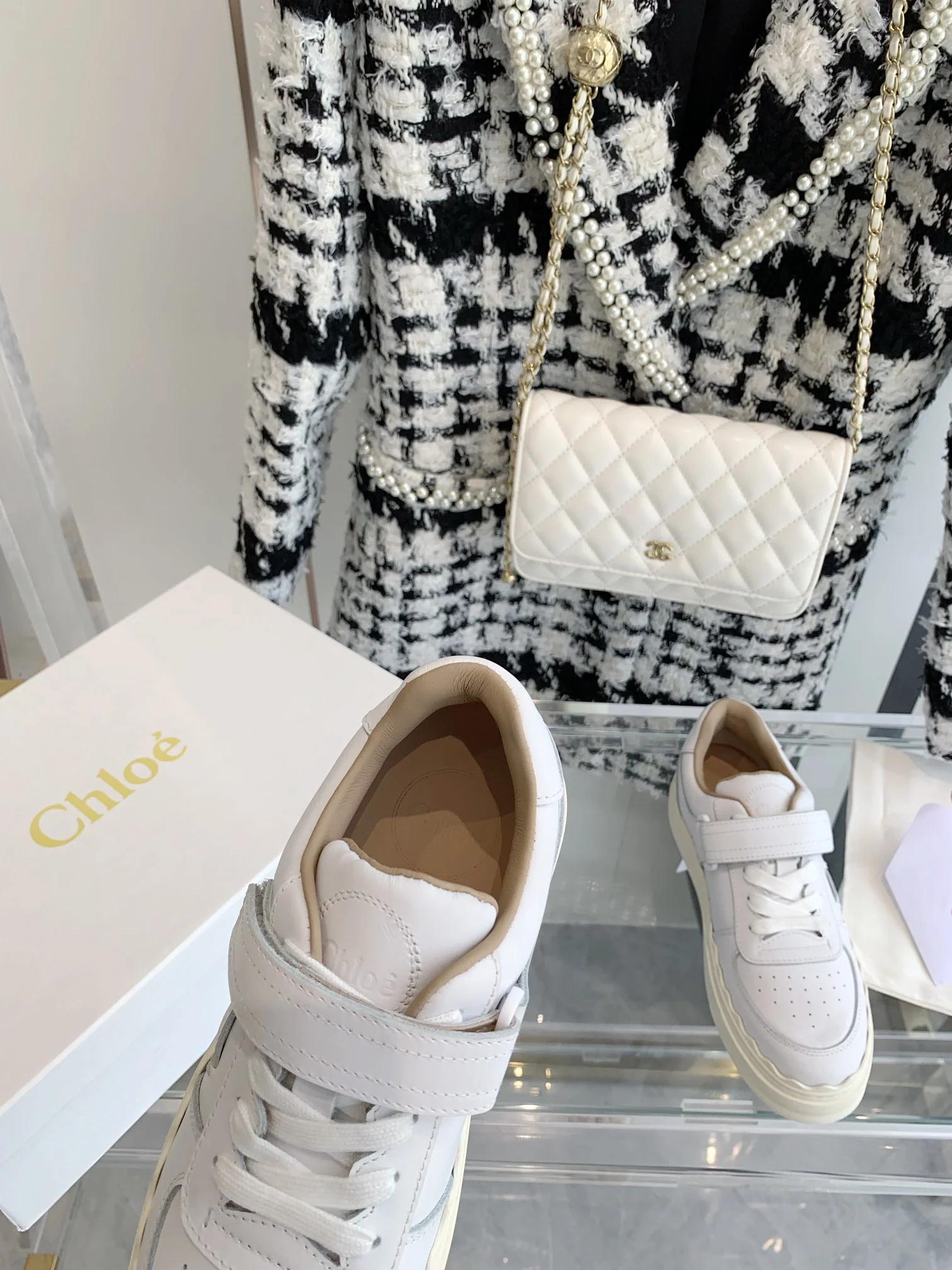 Chloe - Белые кожаные кроссовки на платформе