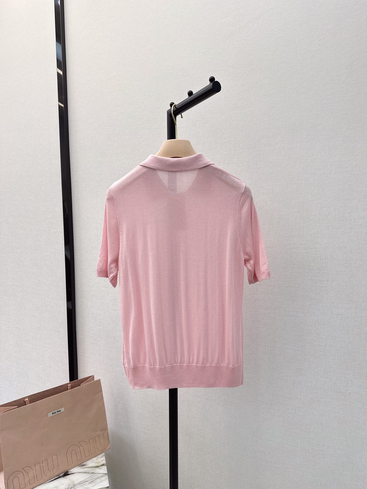 Miu Miu - 2404 - 24ss Весенне-летний новый вязаный свитер-поло - Розовый