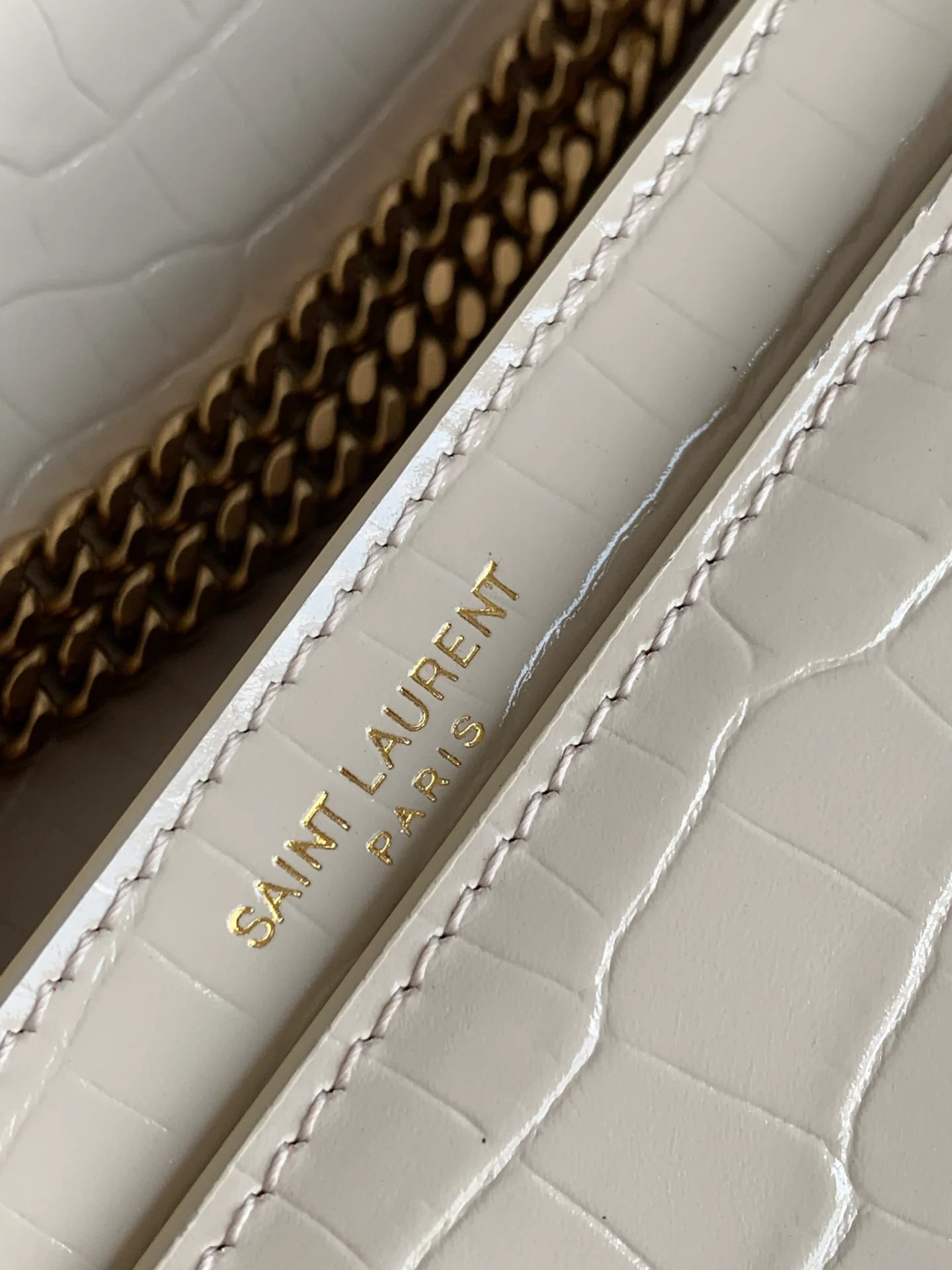 Сумка-конверт YSL Cassandra с крокодиловым принтом - 1 шт.