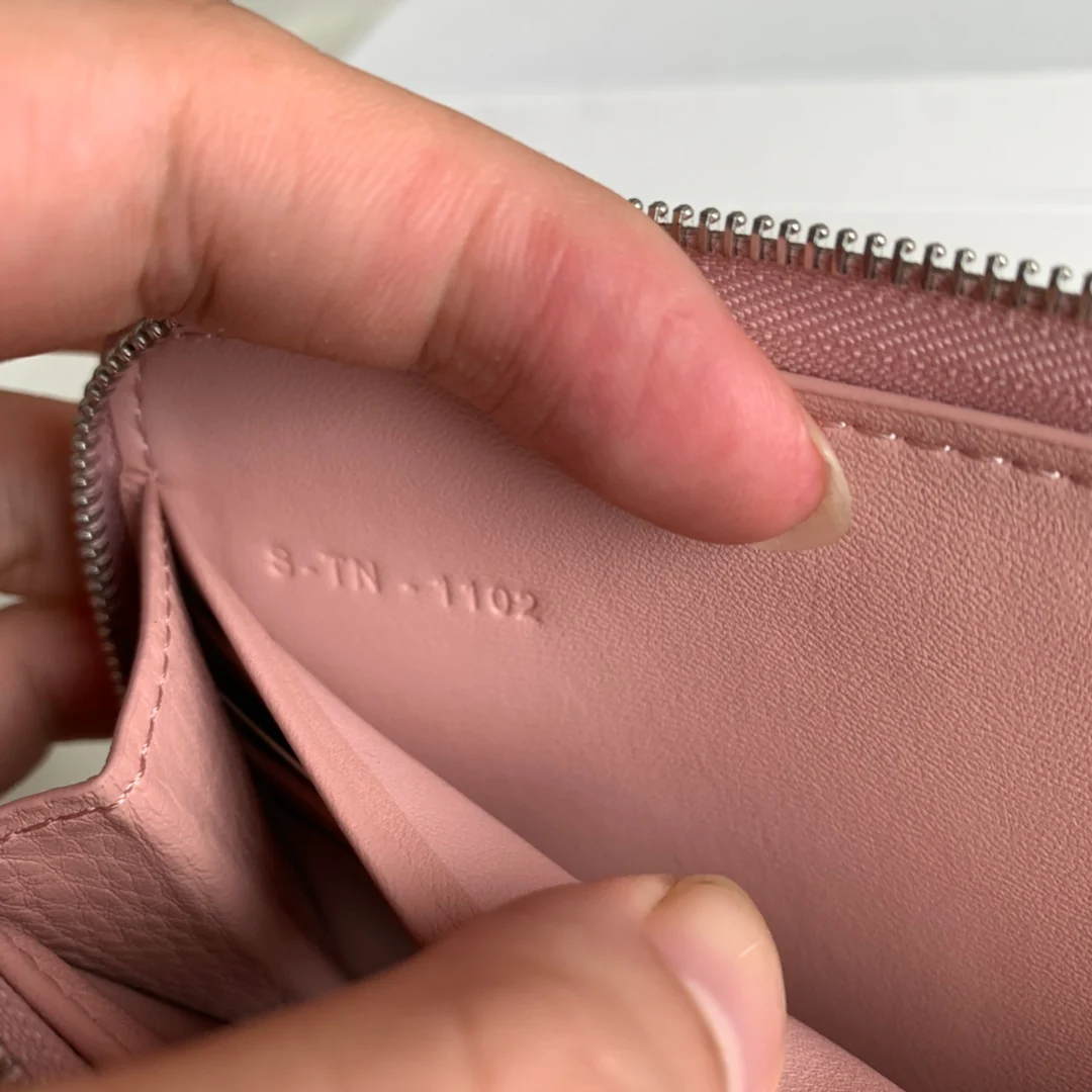 Кошелек Celine с длинной молнией - розовый узор 