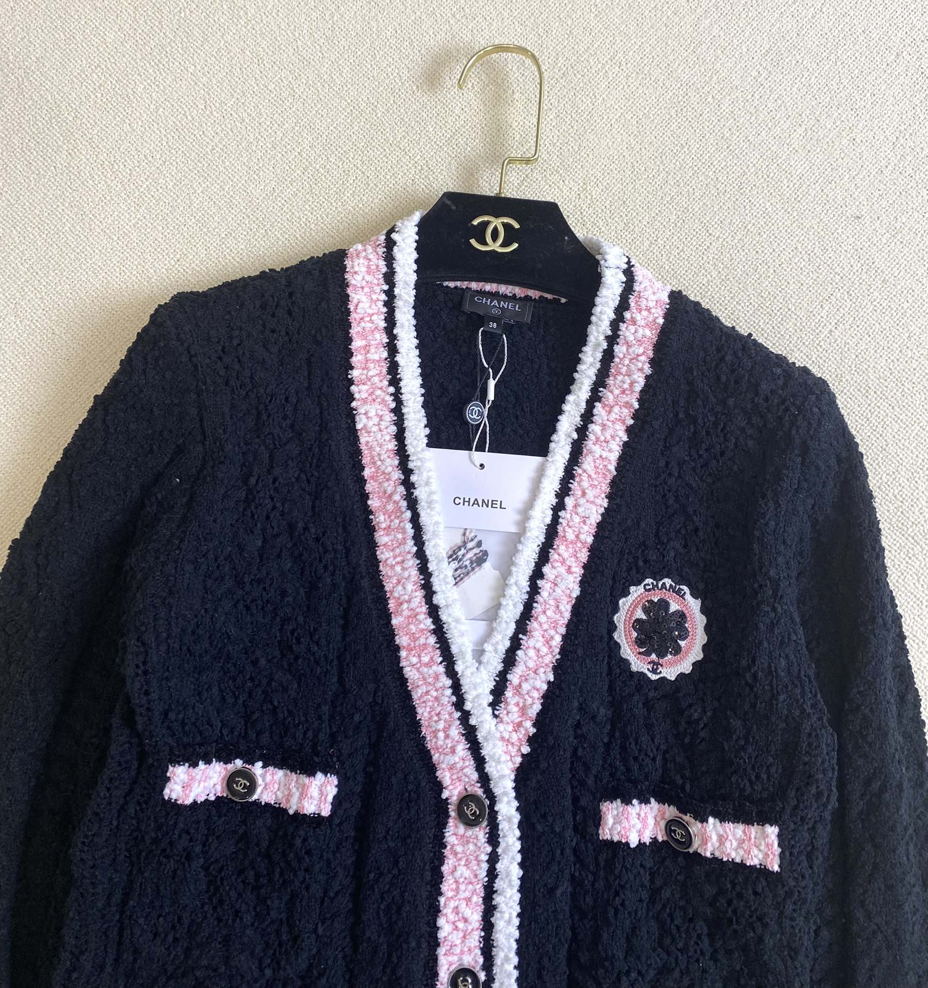 Вязаный кардиган Chanel 2403 ?Ранняя весна?, новинка, черный.