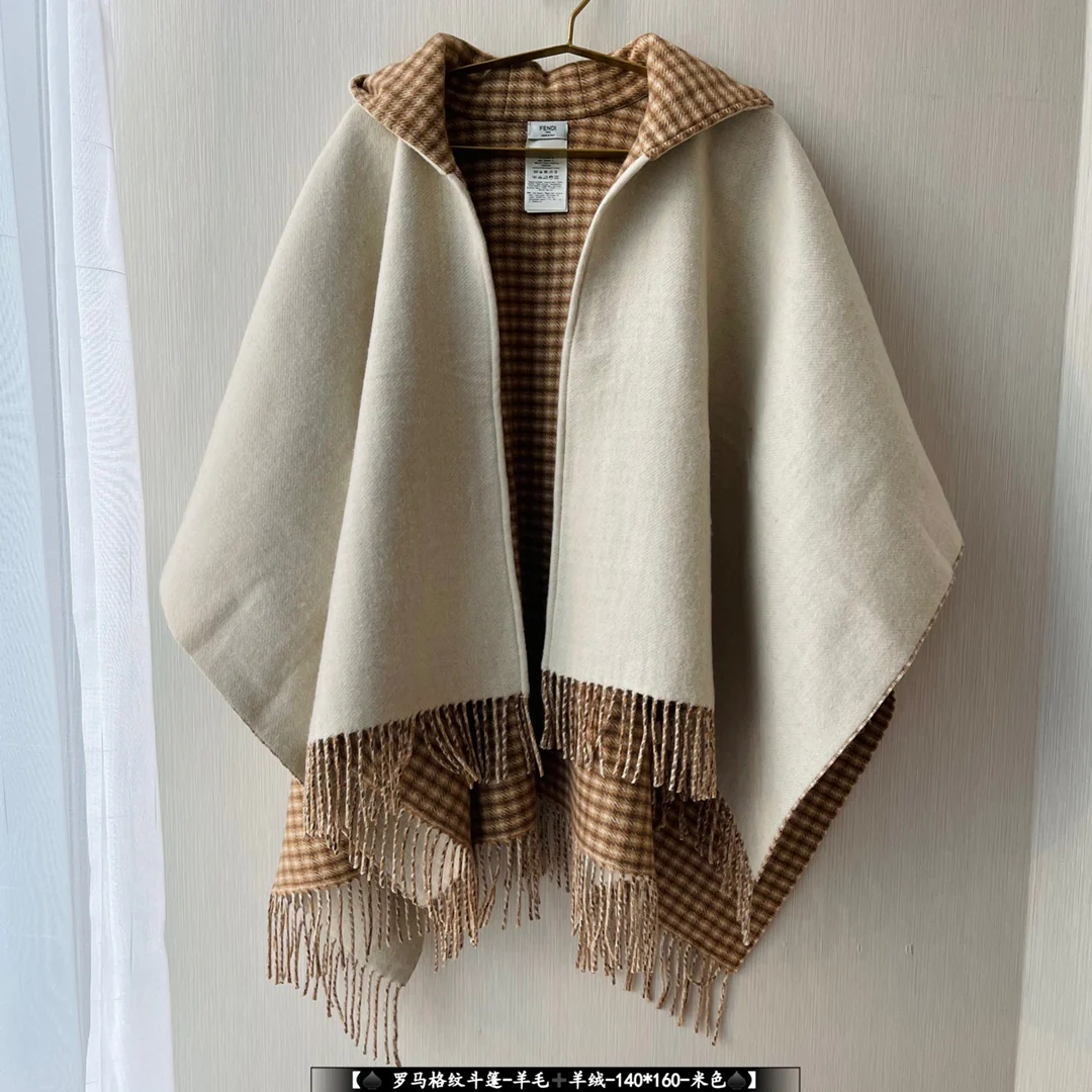 Fendi - Двусторонняя накидка в римскую клетку - 140-160 см - включая бахрому - 75 - шерсть 25 - кашемир - черный - бежевый - 1