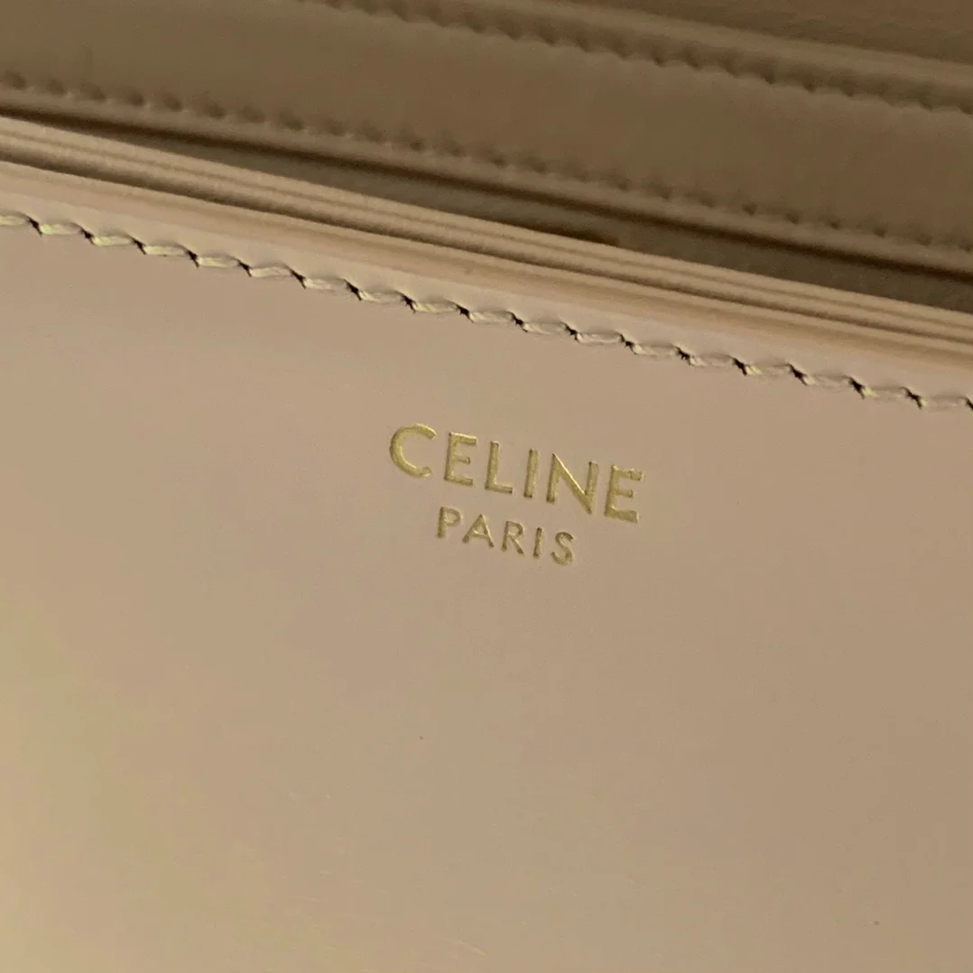 Celine - Новая благотворительная акция ?Триумфальная арка? 2022 года - для подростков 2 лет