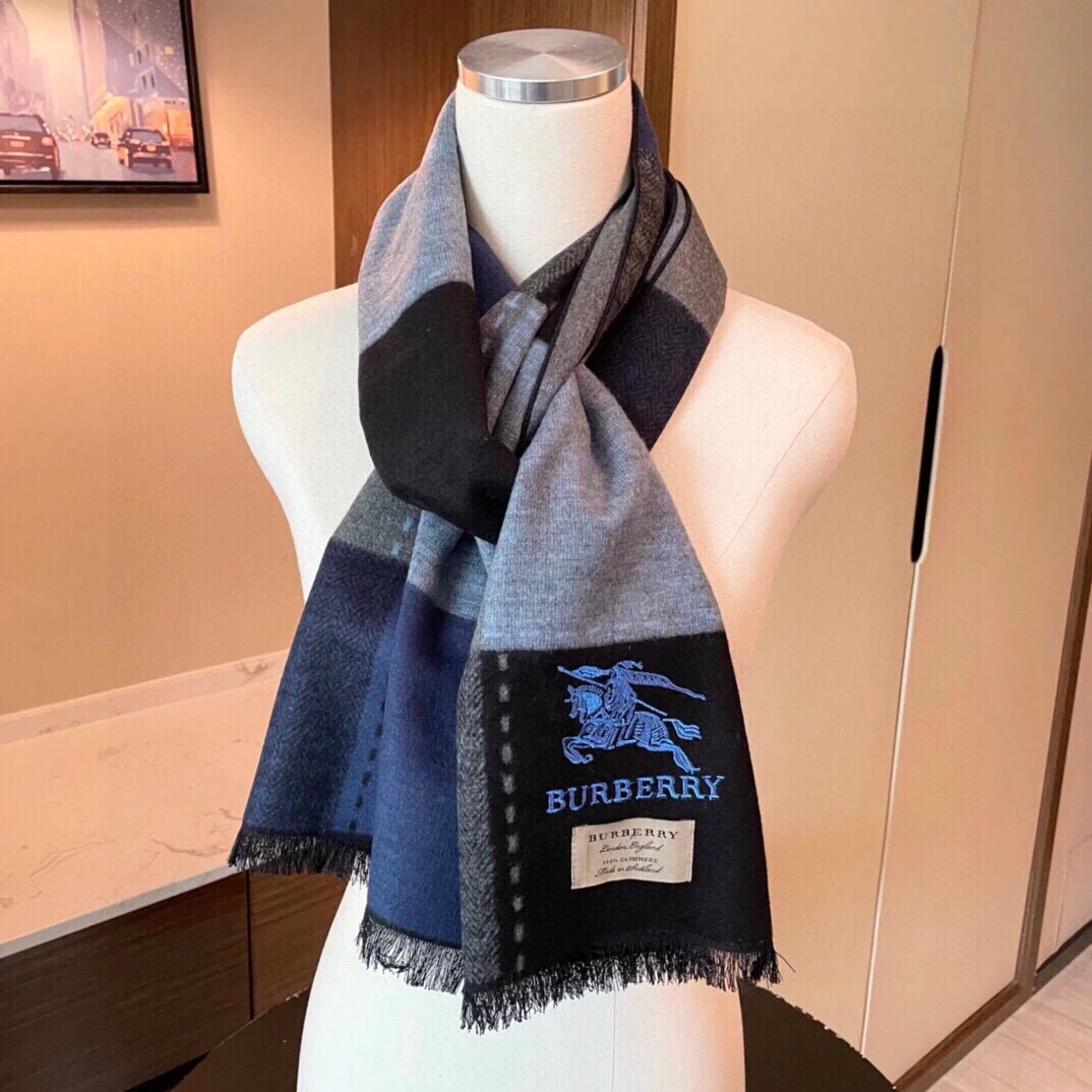 Кашемировый шелковый шарф Burberry