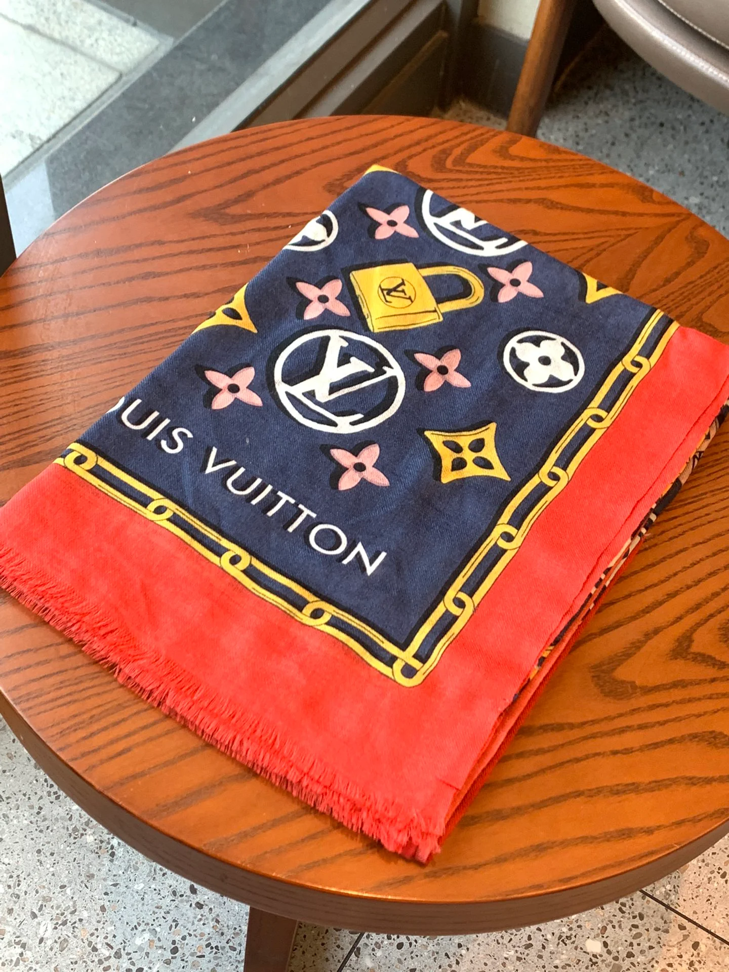 Длинный шарф LV Monogram - 110-200 см - Кашемир 100% чистоты - 1 шт.