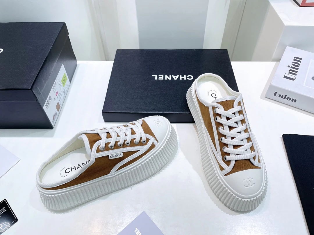 Тапочки из парусины Chanel