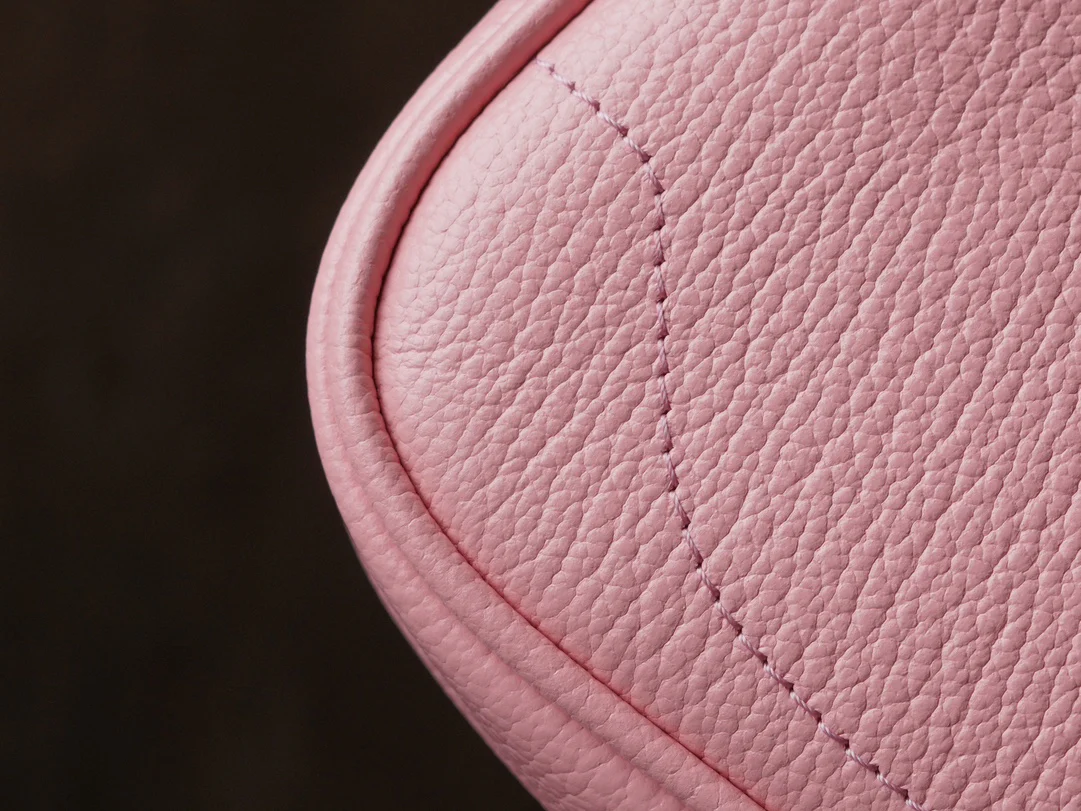 Сумка через плечо из коллекции Gucci Aphrodite - Розовая