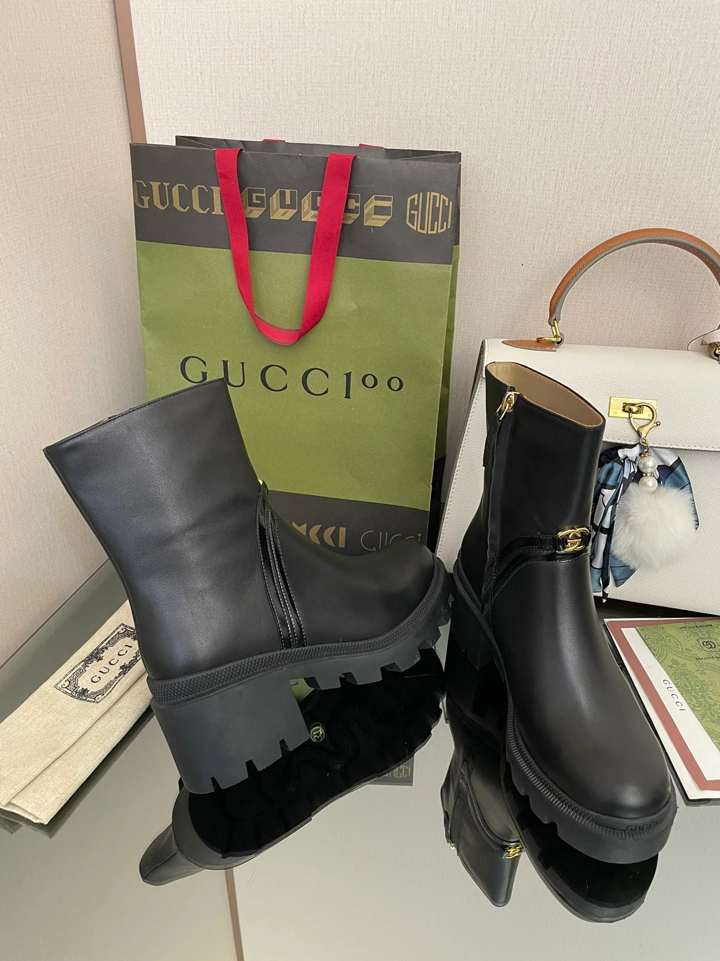 Gucci - Ботинки на платформе до середины икры - Черные