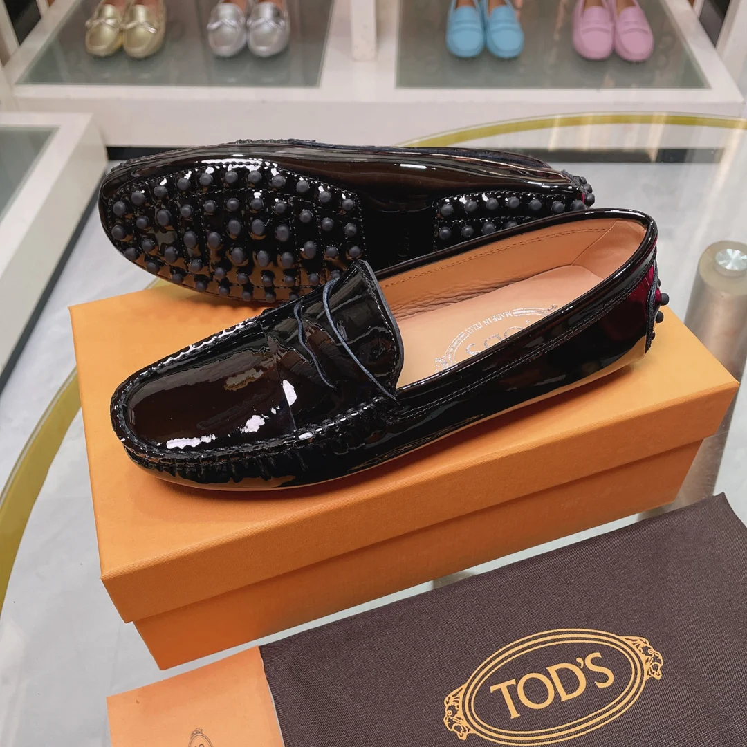 Лоферы Tods из лакированной кожи - туфли без шнурков - 2 шт.