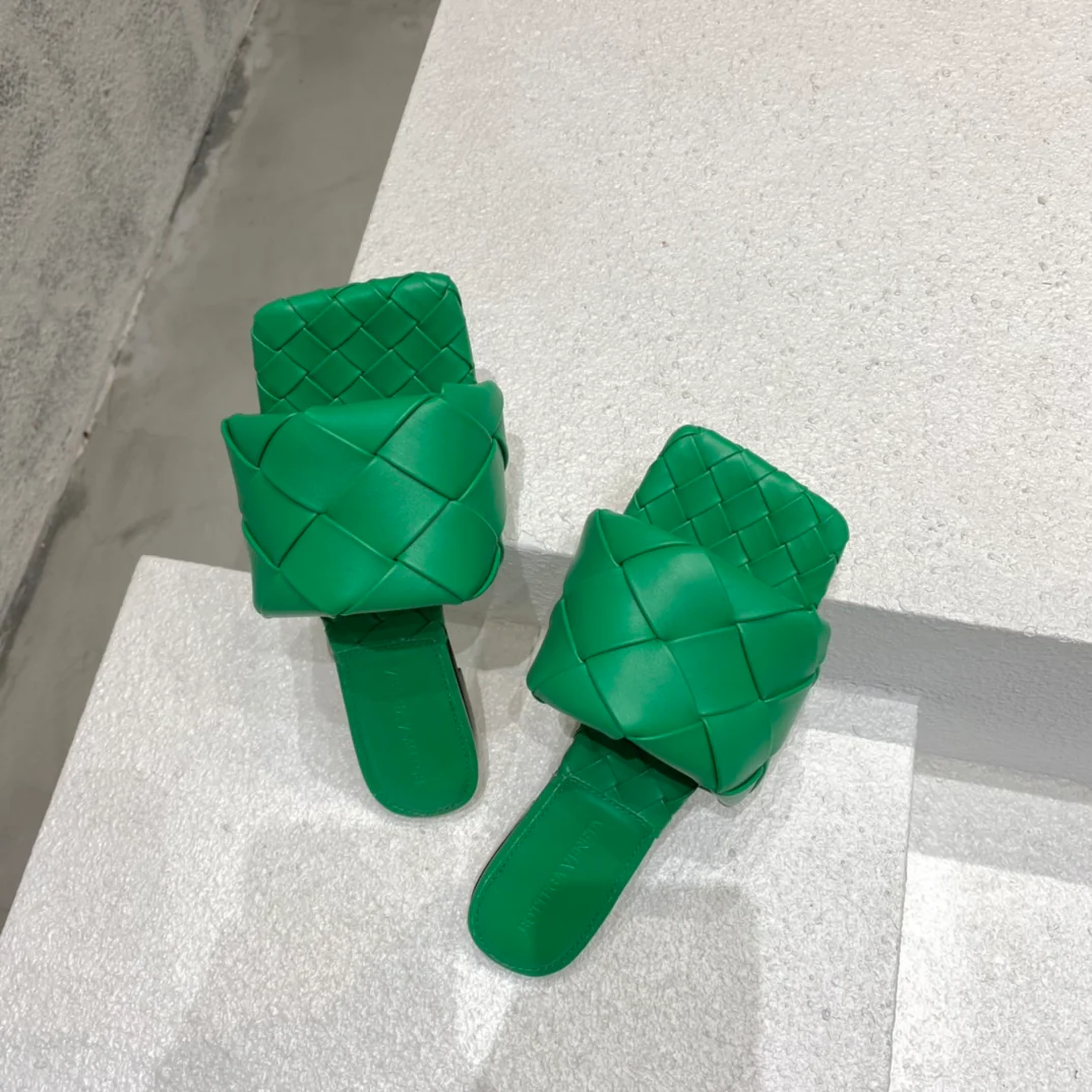 BV - Плетеные сандалии - Зеленые